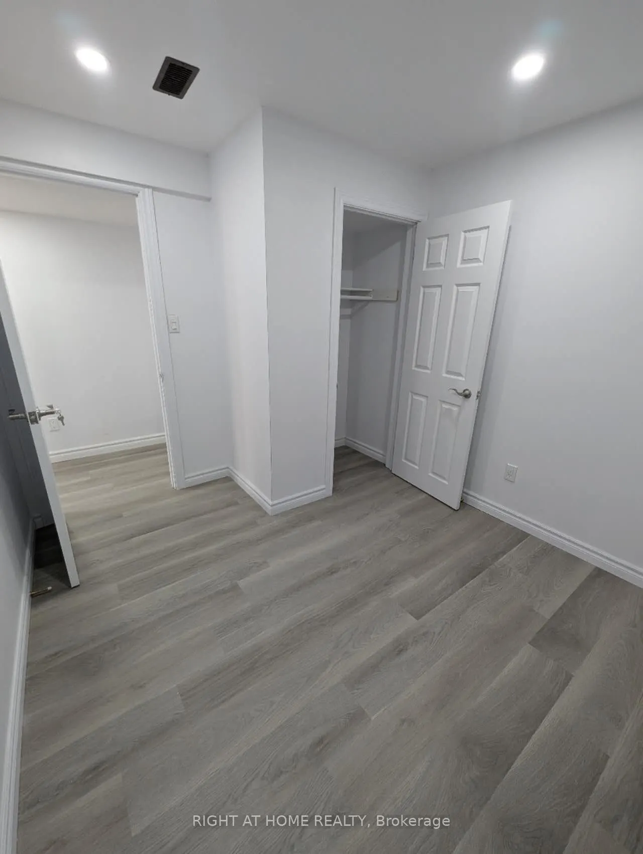 58 Meadowcrest Lane, #Lower