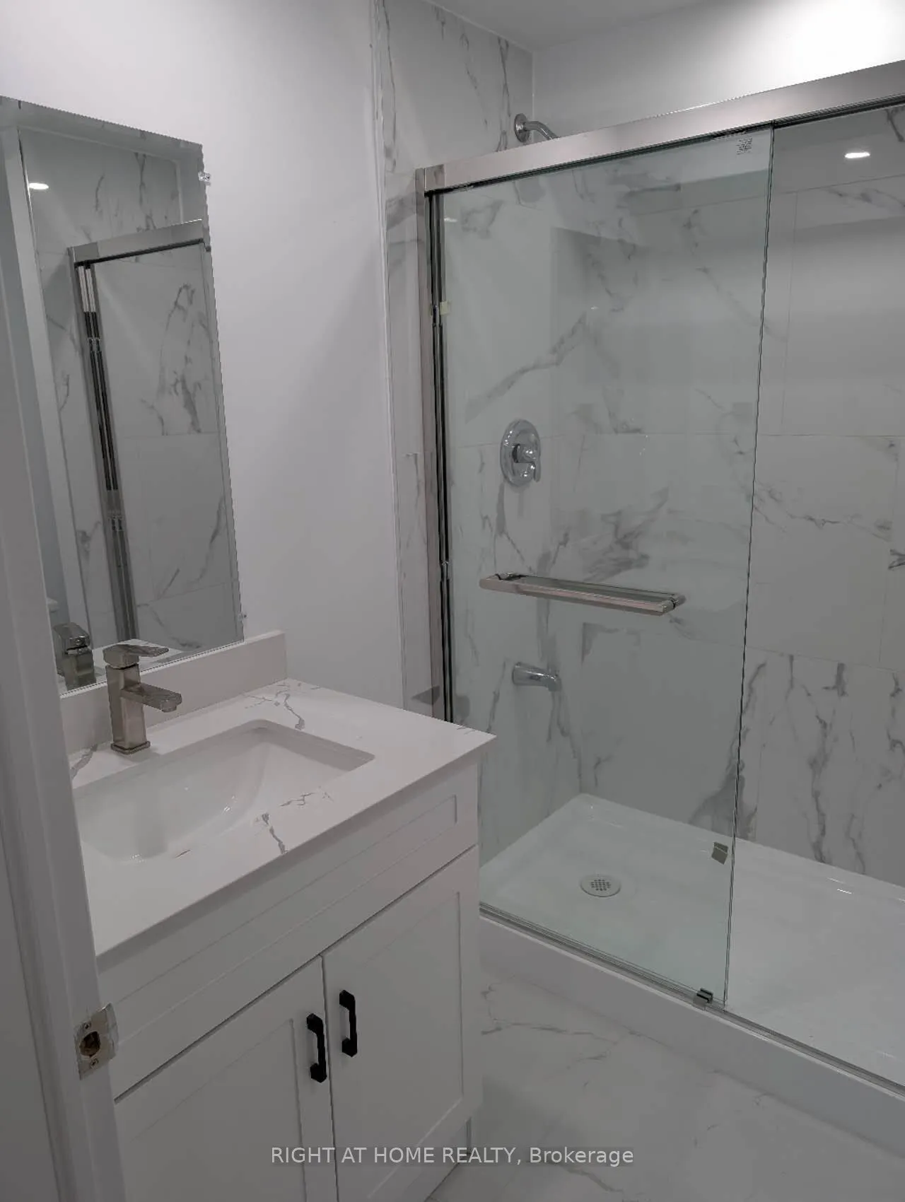 58 Meadowcrest Lane, #Lower