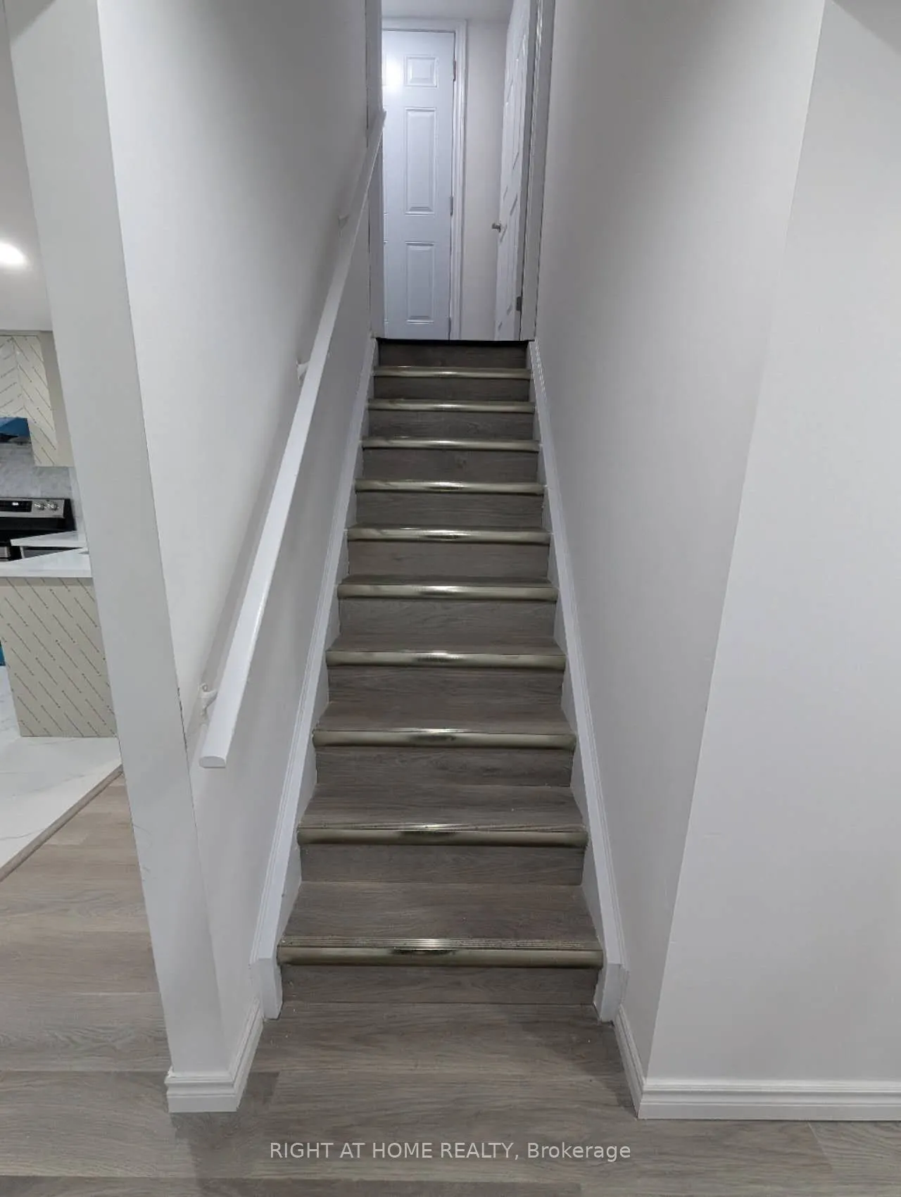58 Meadowcrest Lane, #Lower