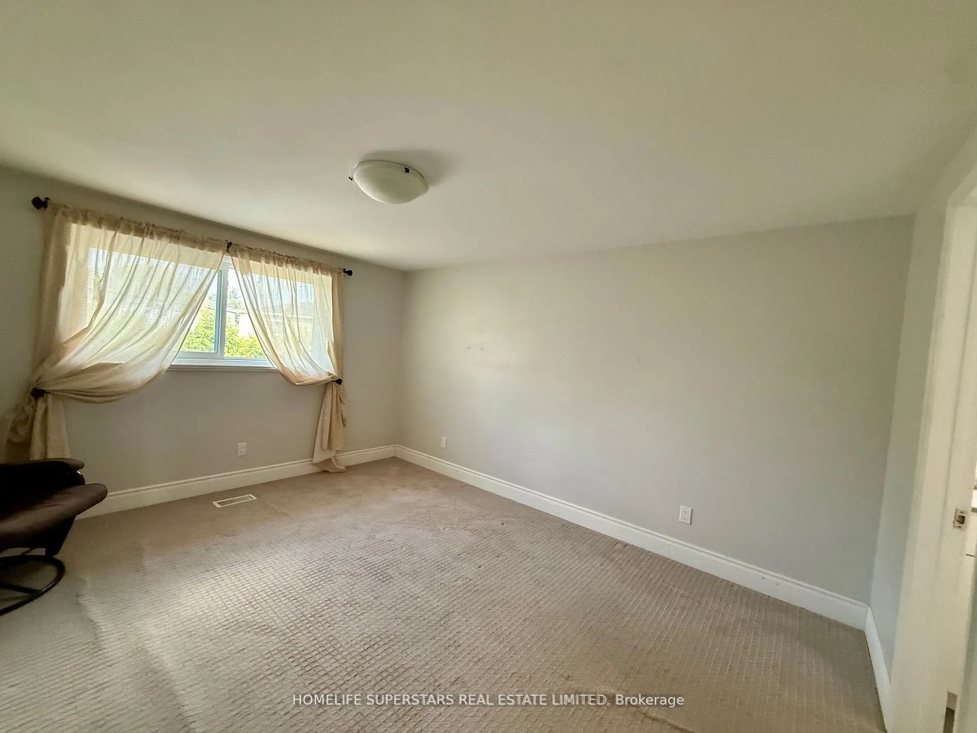 6 Farley Road