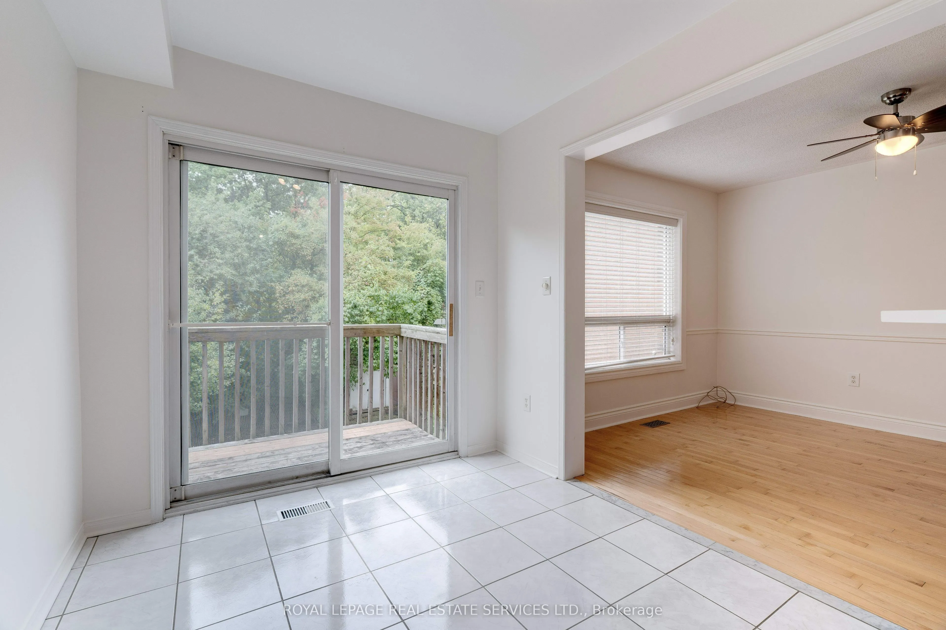 363 Ravineview Way