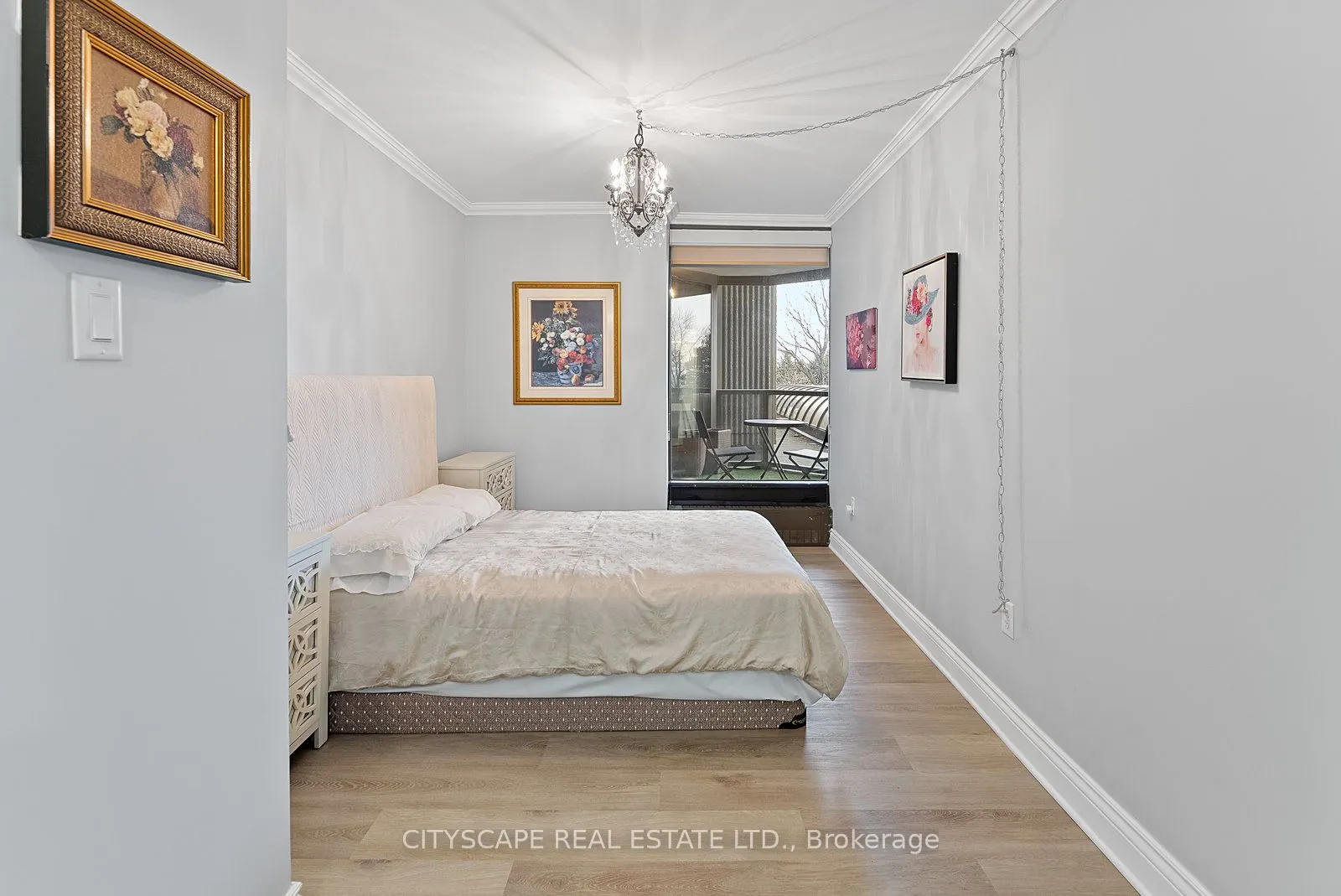 2045 Lake Shore Boulevard W, #202