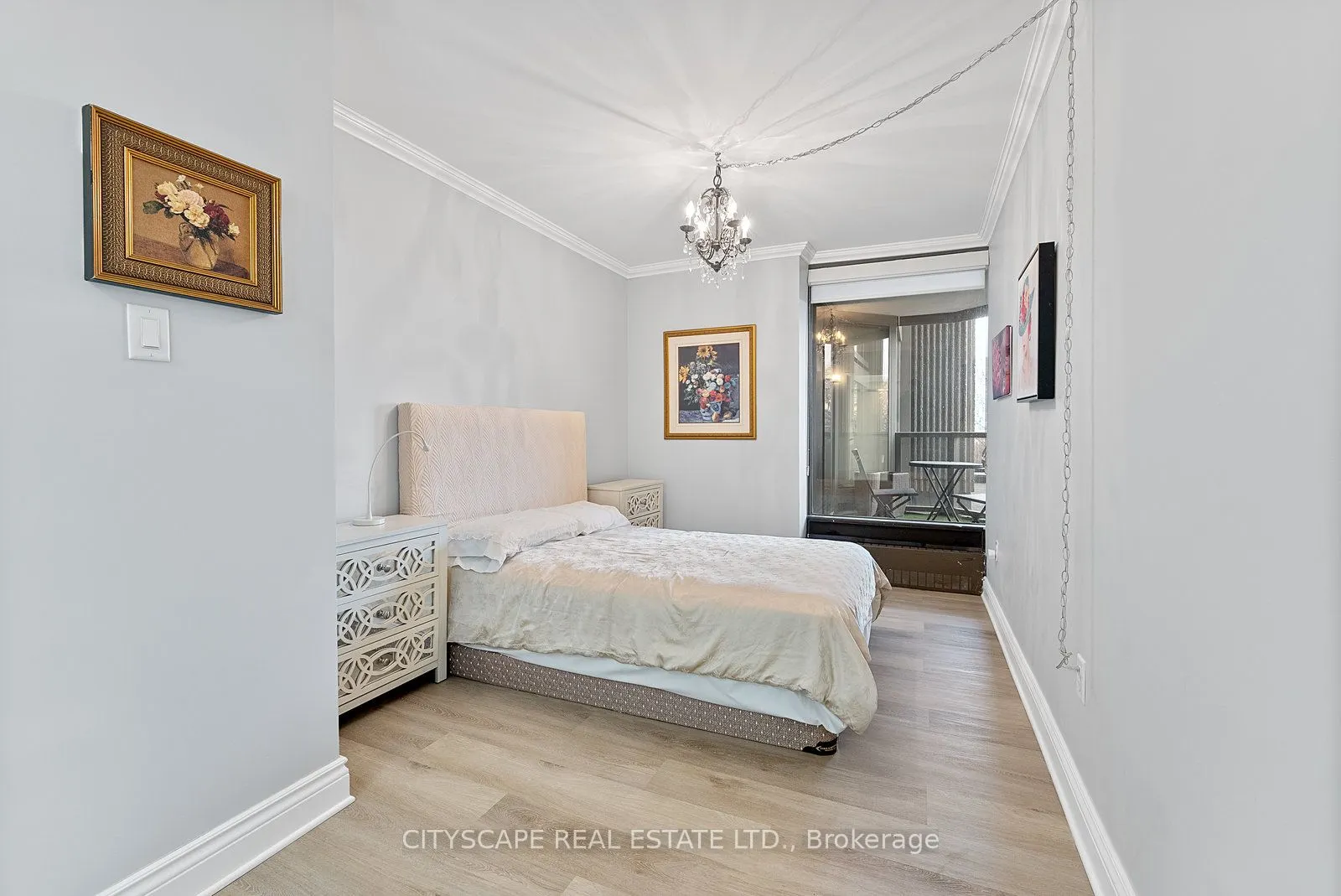 2045 Lake Shore Boulevard W, #202