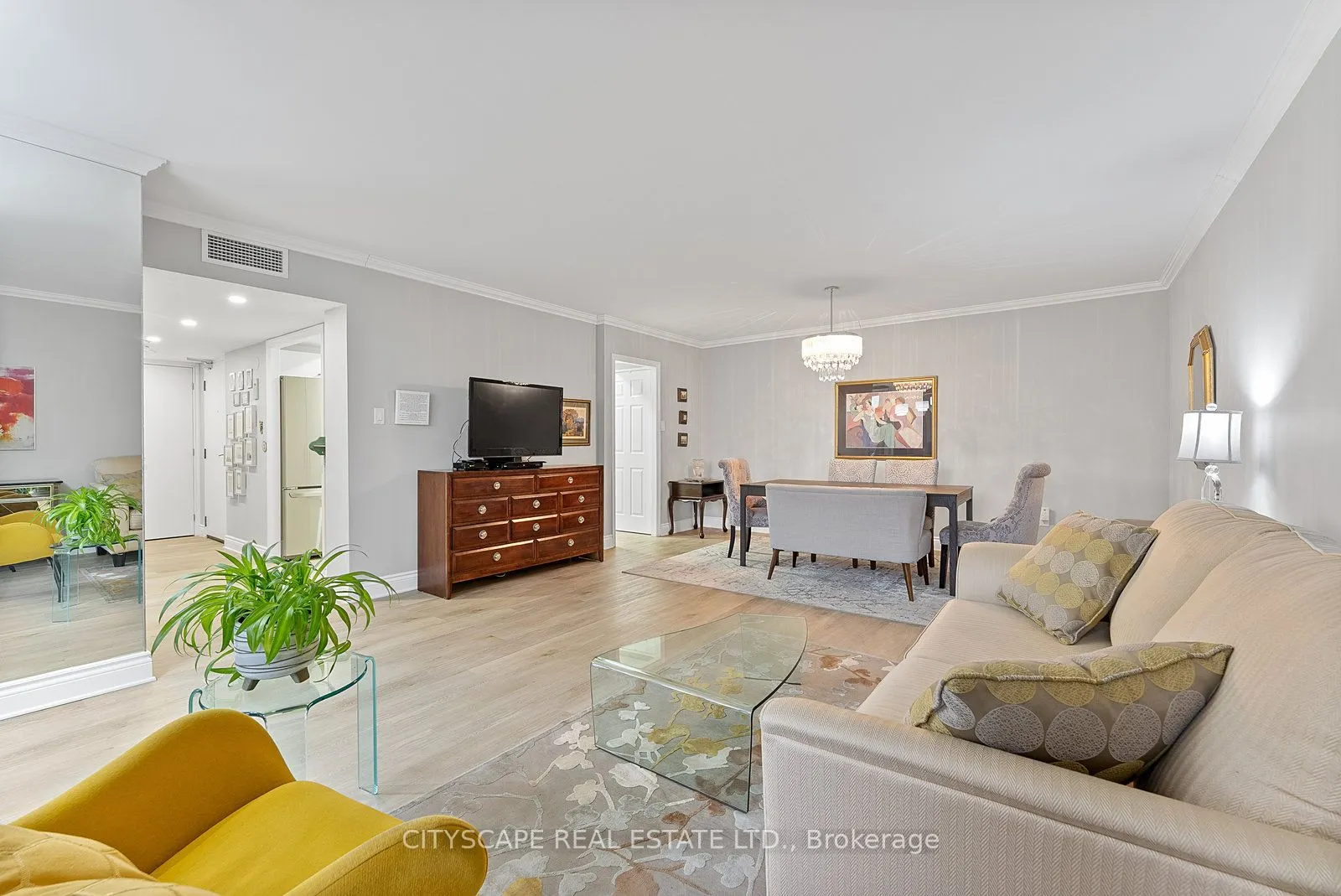 2045 Lake Shore Boulevard W, #202