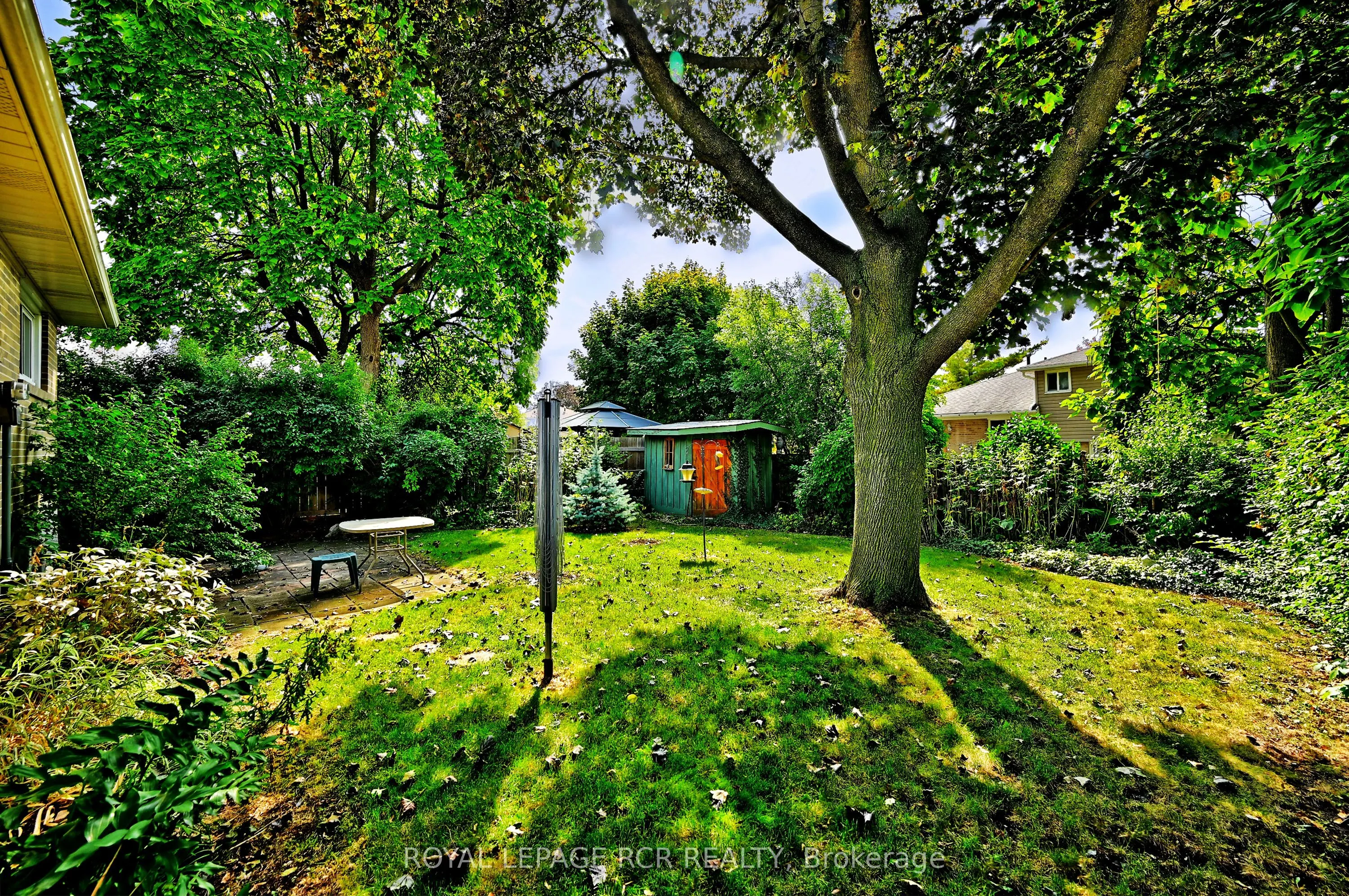 16 Cathedral Road
