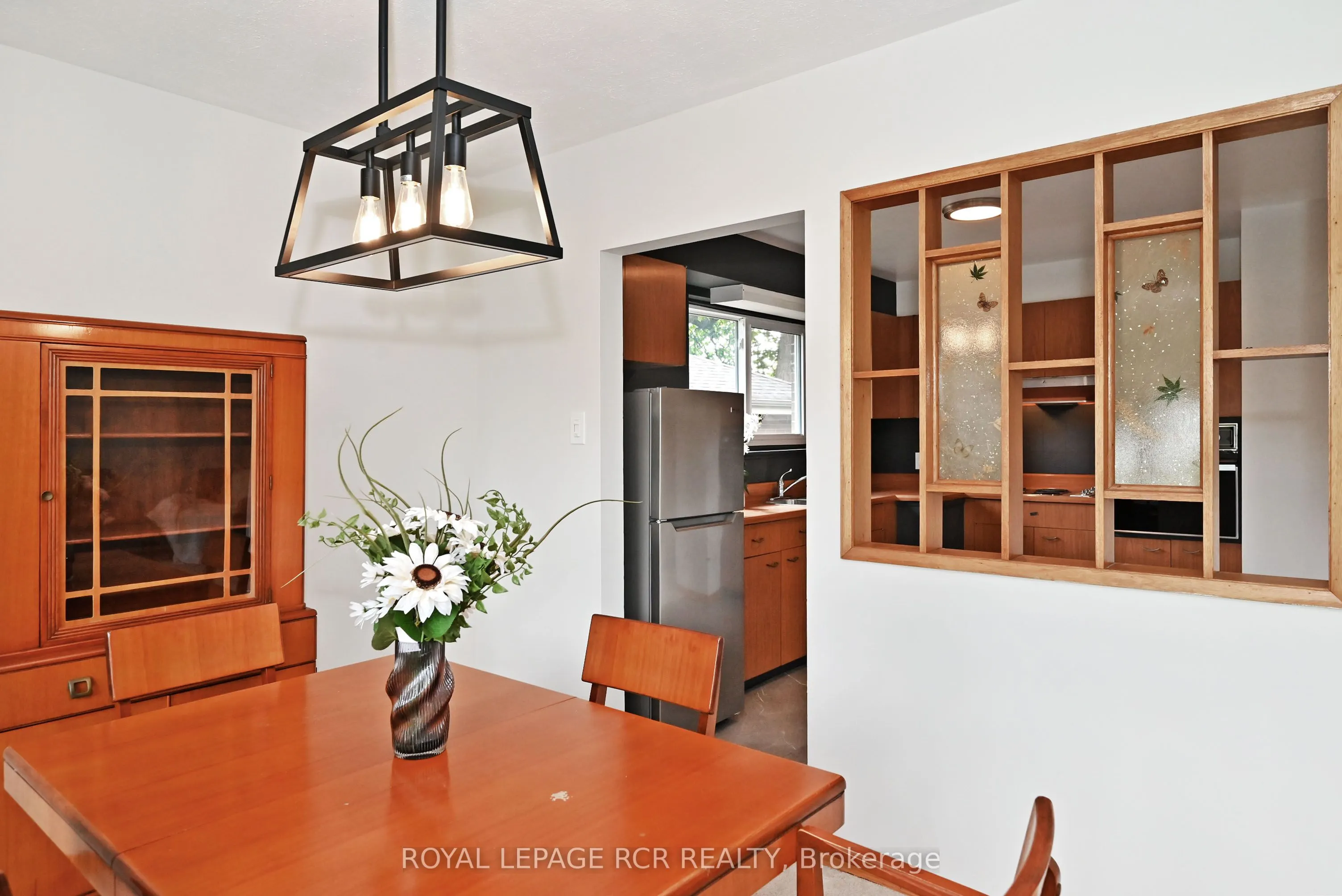 16 Cathedral Road