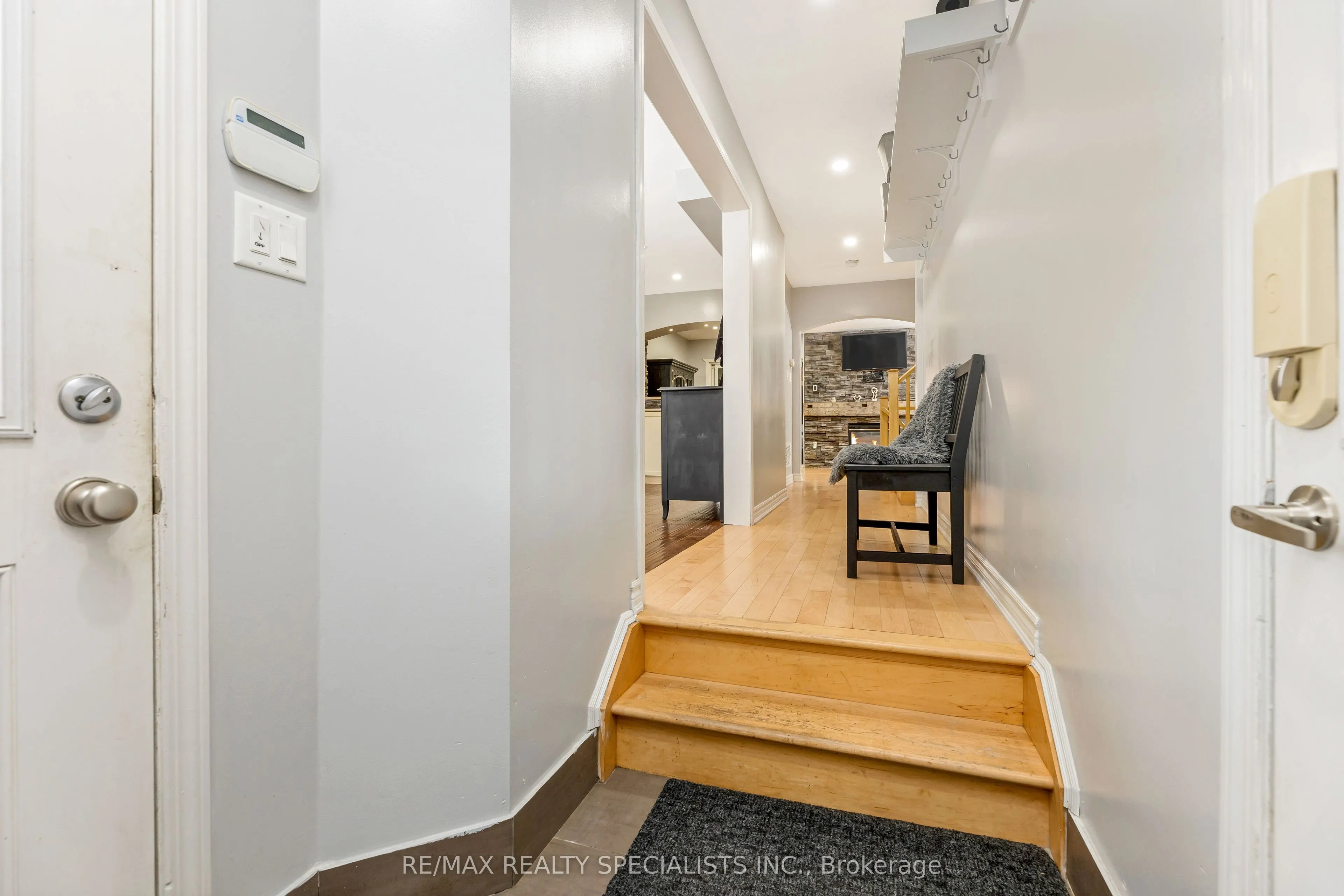 829 Scott Boulevard