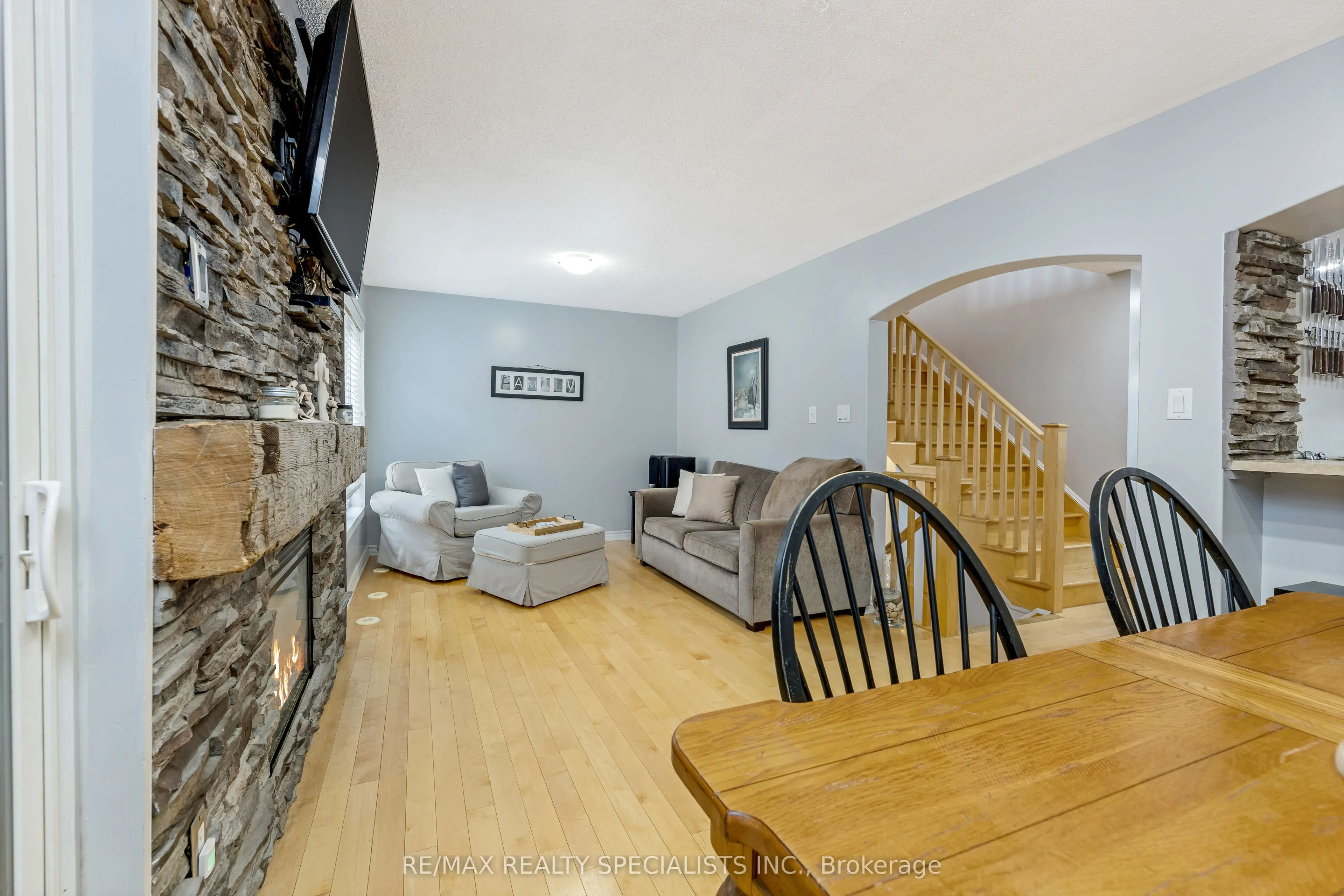 829 Scott Boulevard