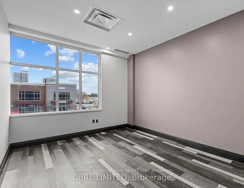 225 SPEERS Road, #10