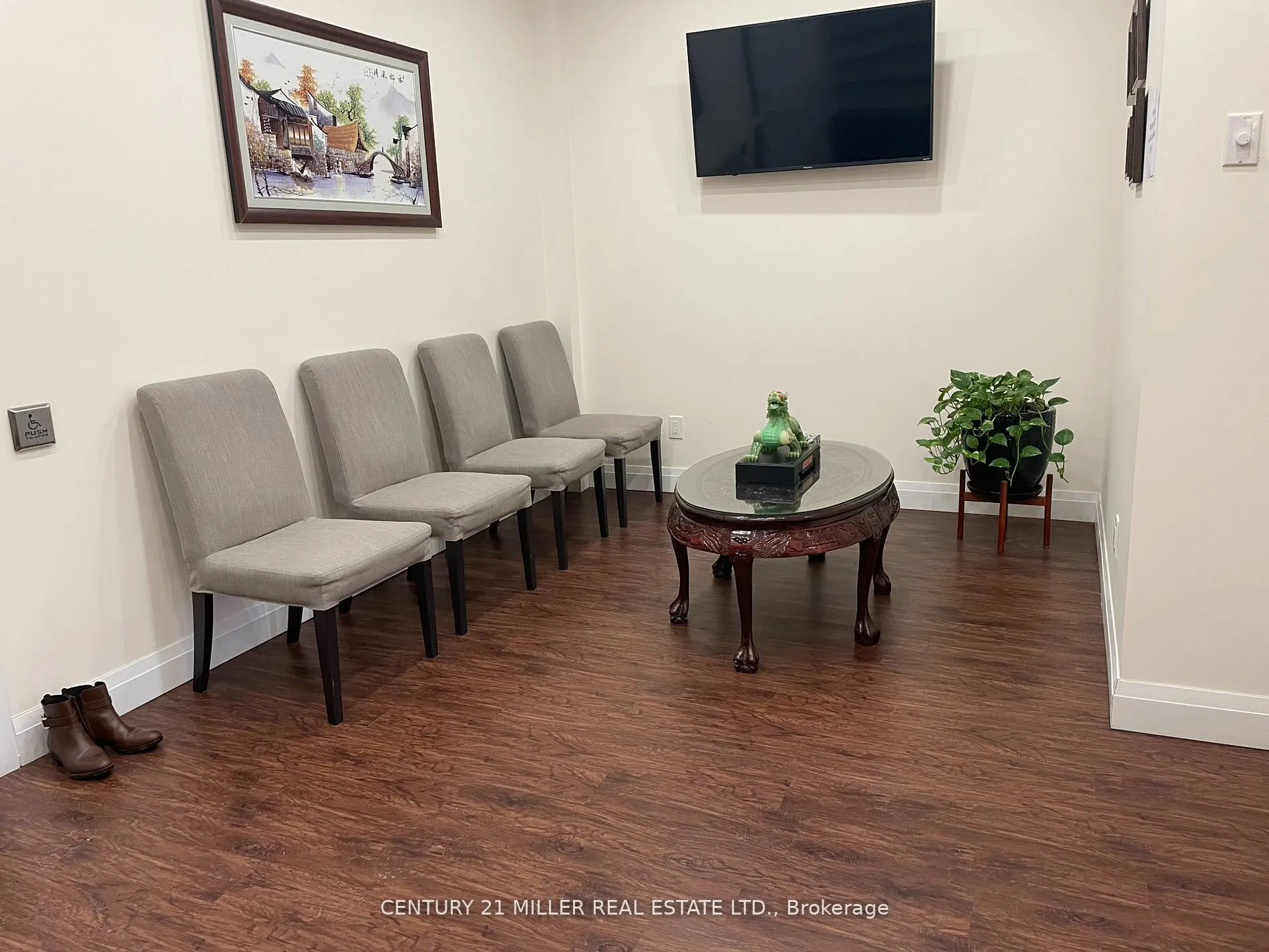 225 SPEERS Road, #10