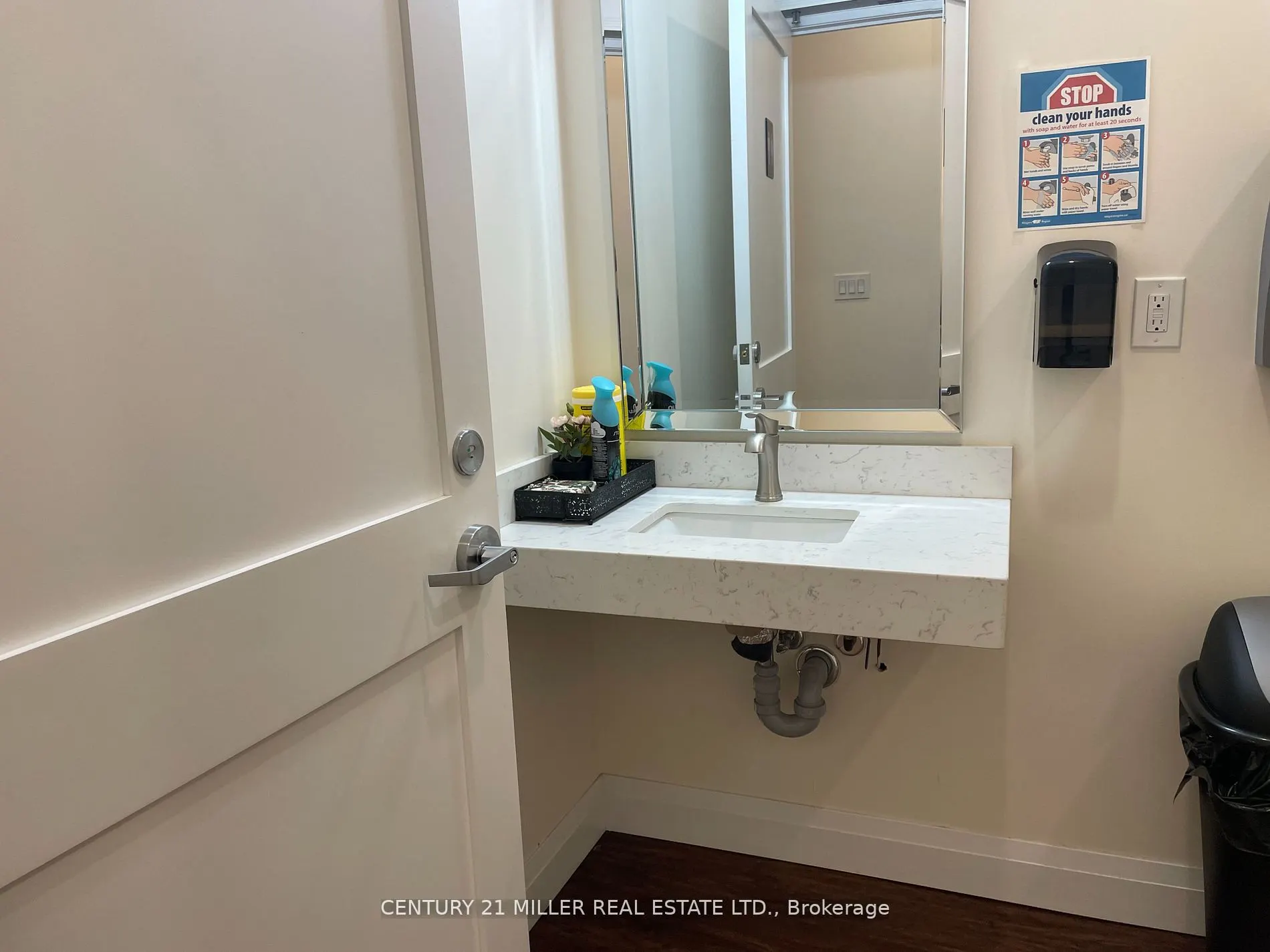 225 SPEERS Road, #10