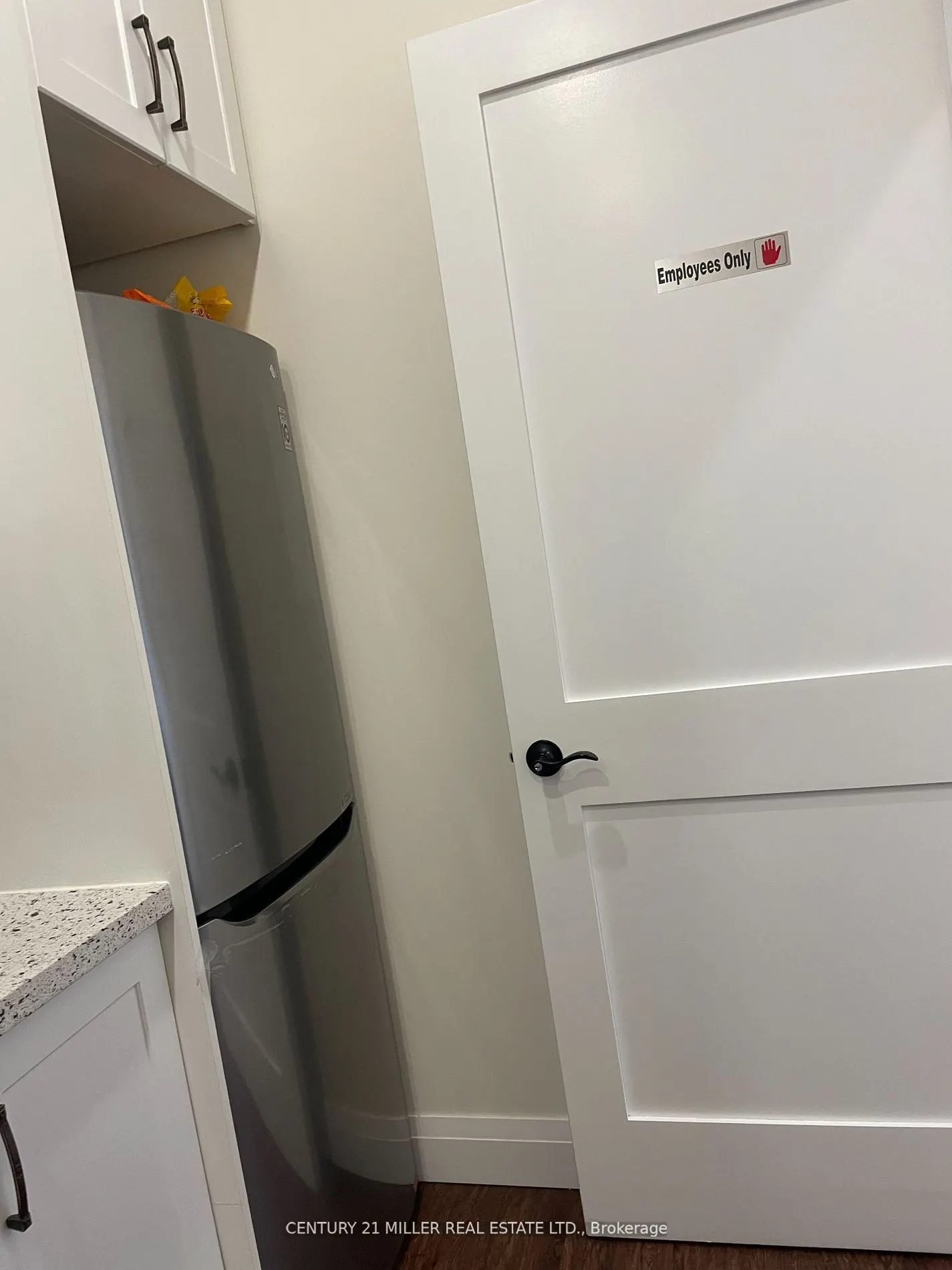225 SPEERS Road, #10