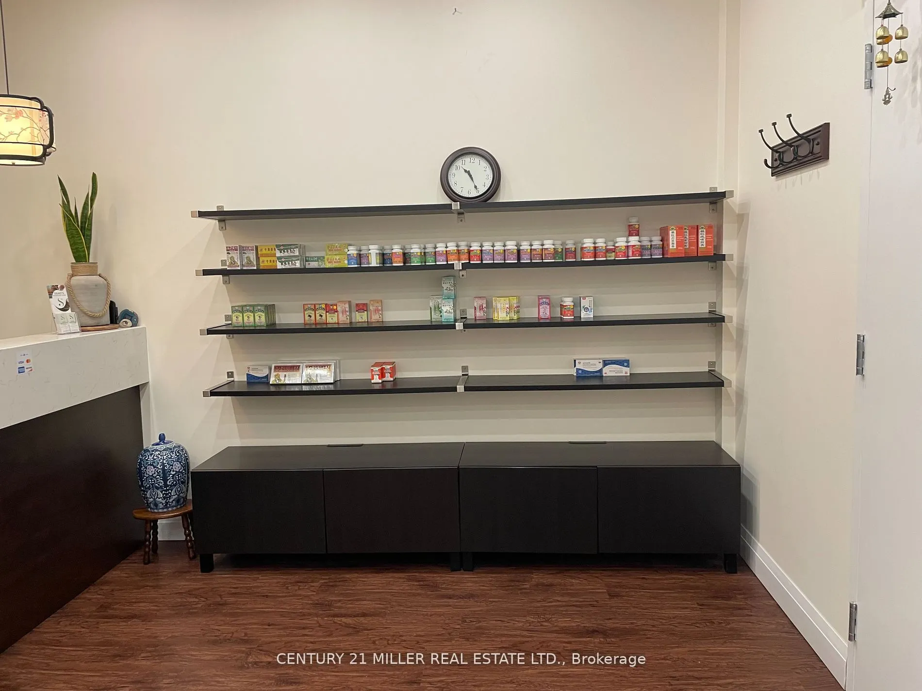 225 SPEERS Road, #10