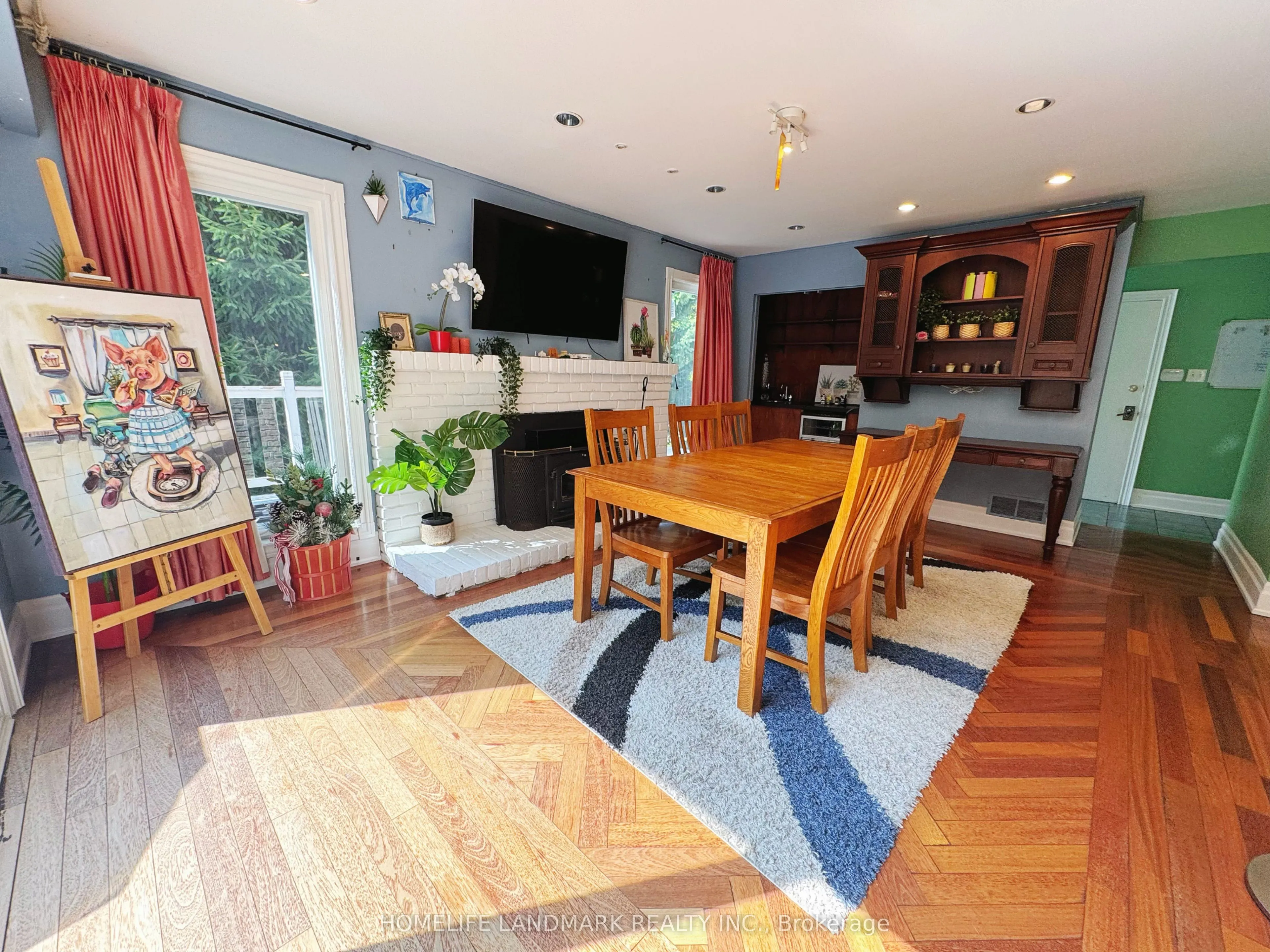 2415 Jarvis Street, #B4