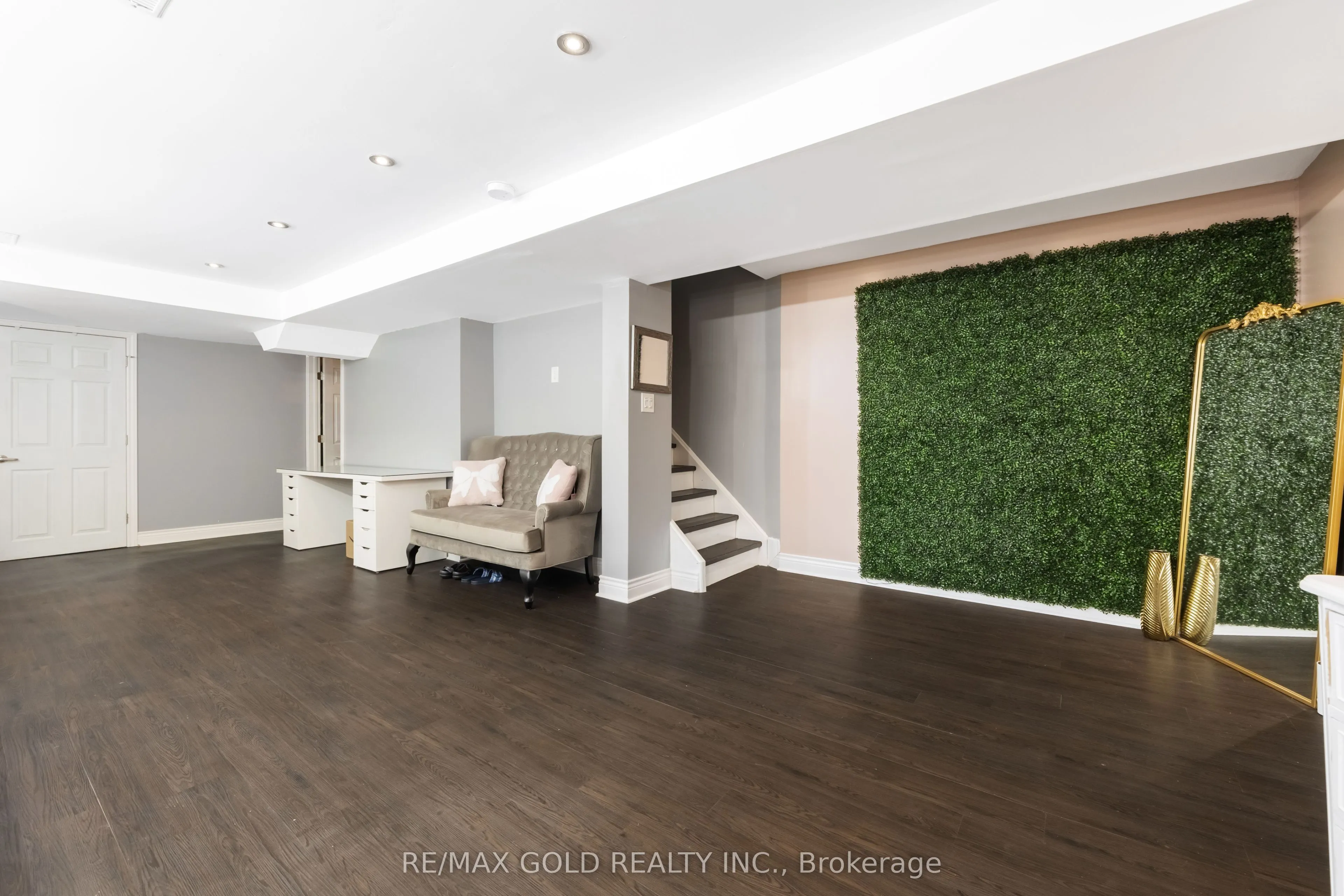 36 Fidelity Avenue
