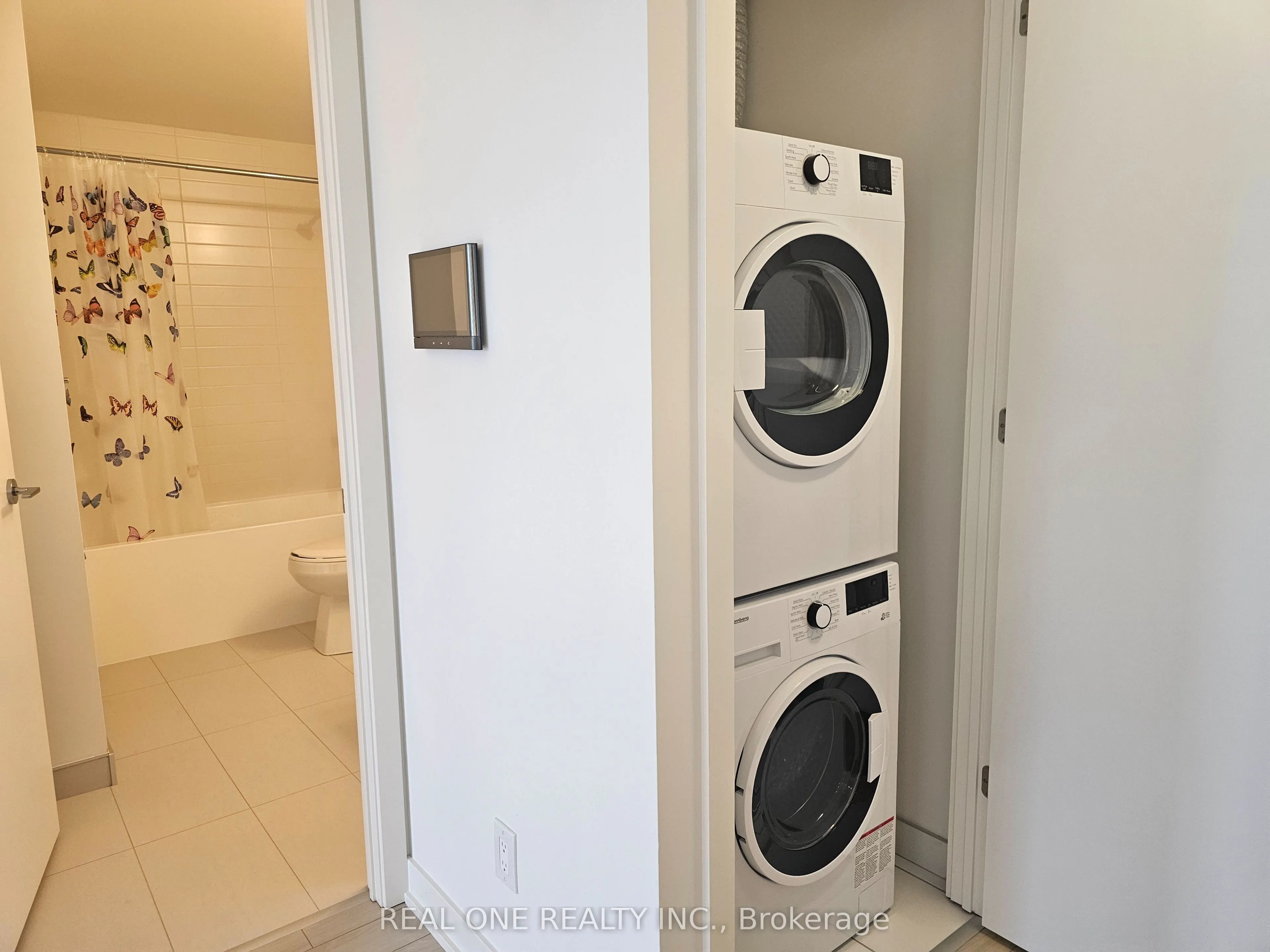 3079 Trafalgar Road, #1711