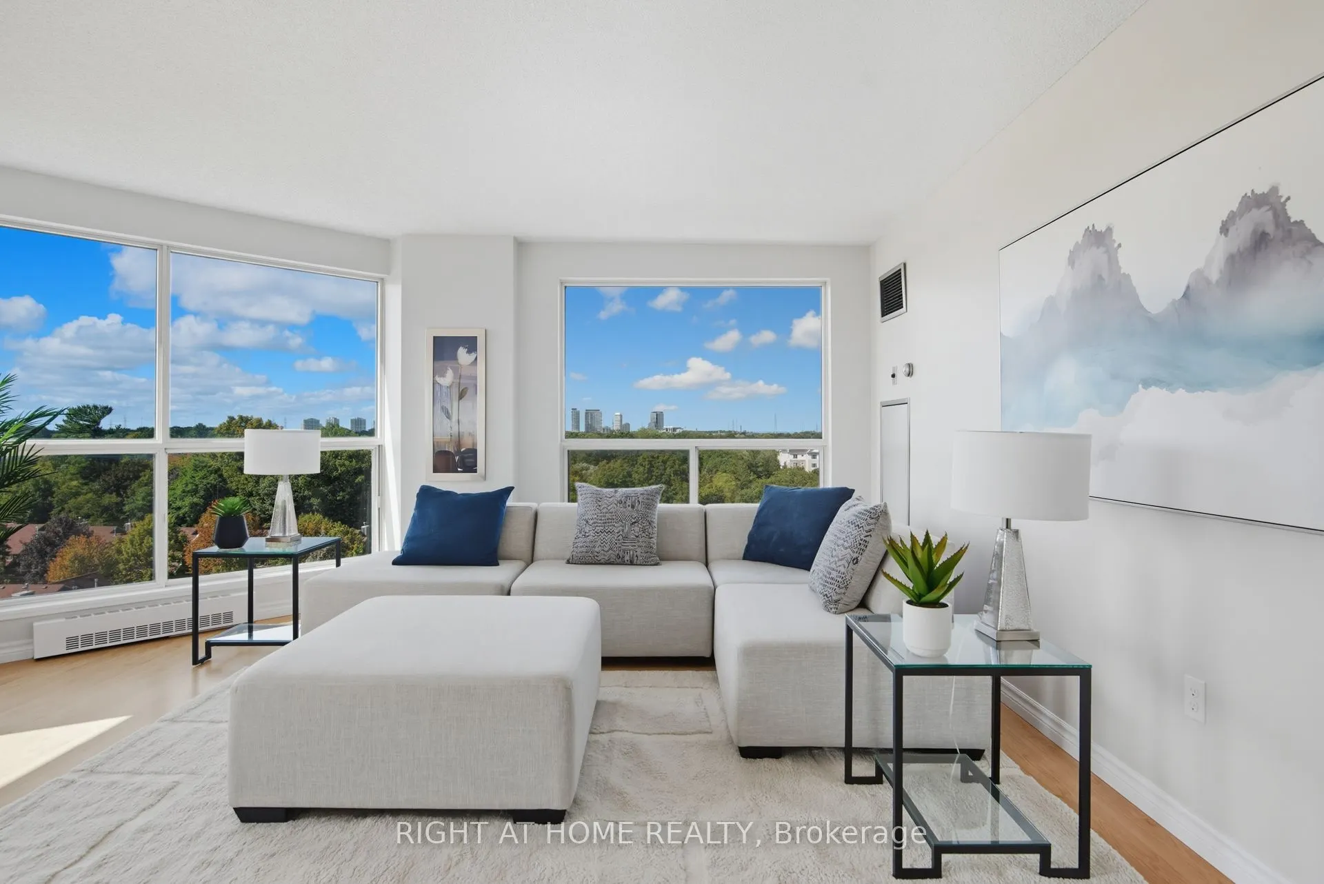 2155 Burnhamthorpe Road W, #909