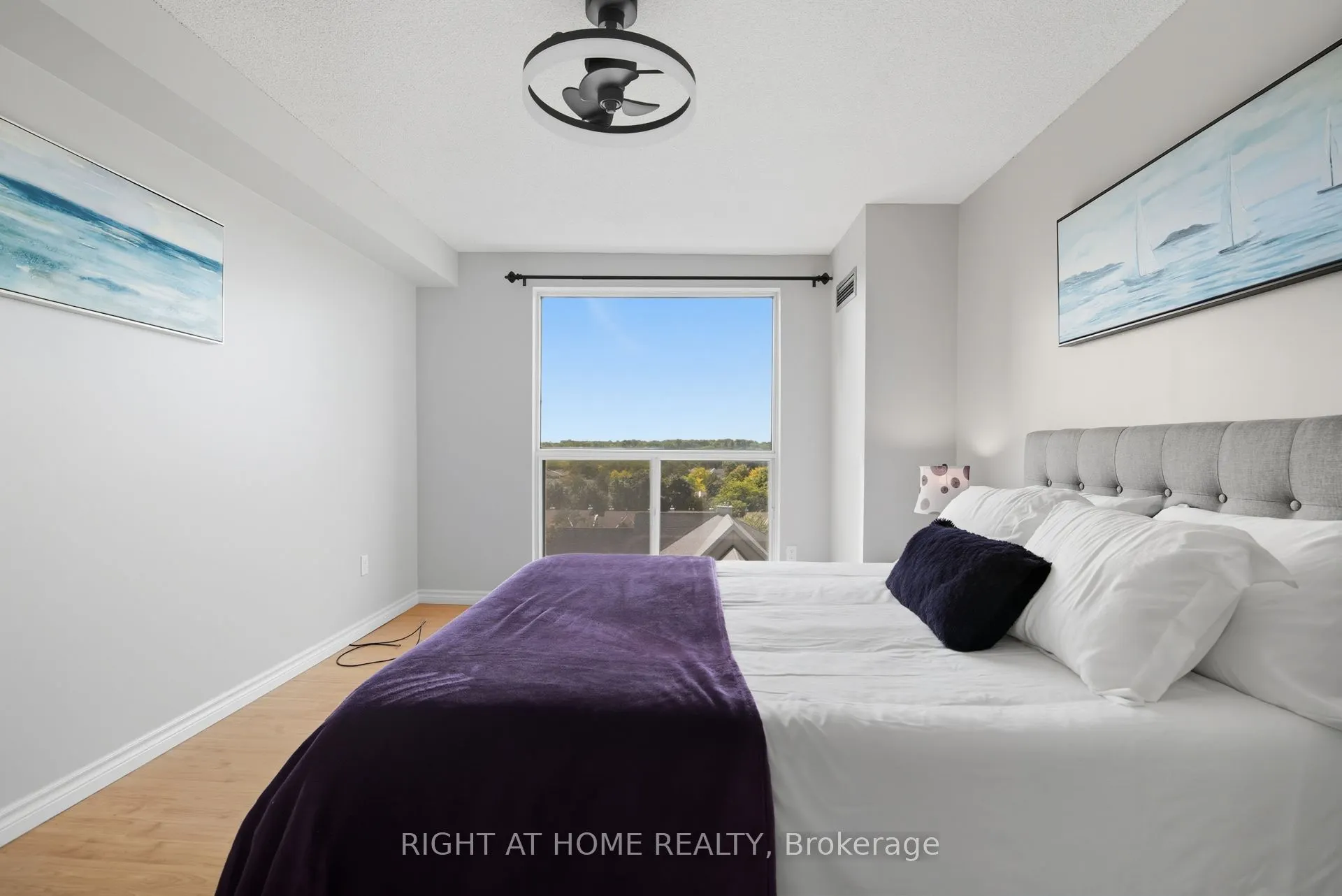 2155 Burnhamthorpe Road W, #909