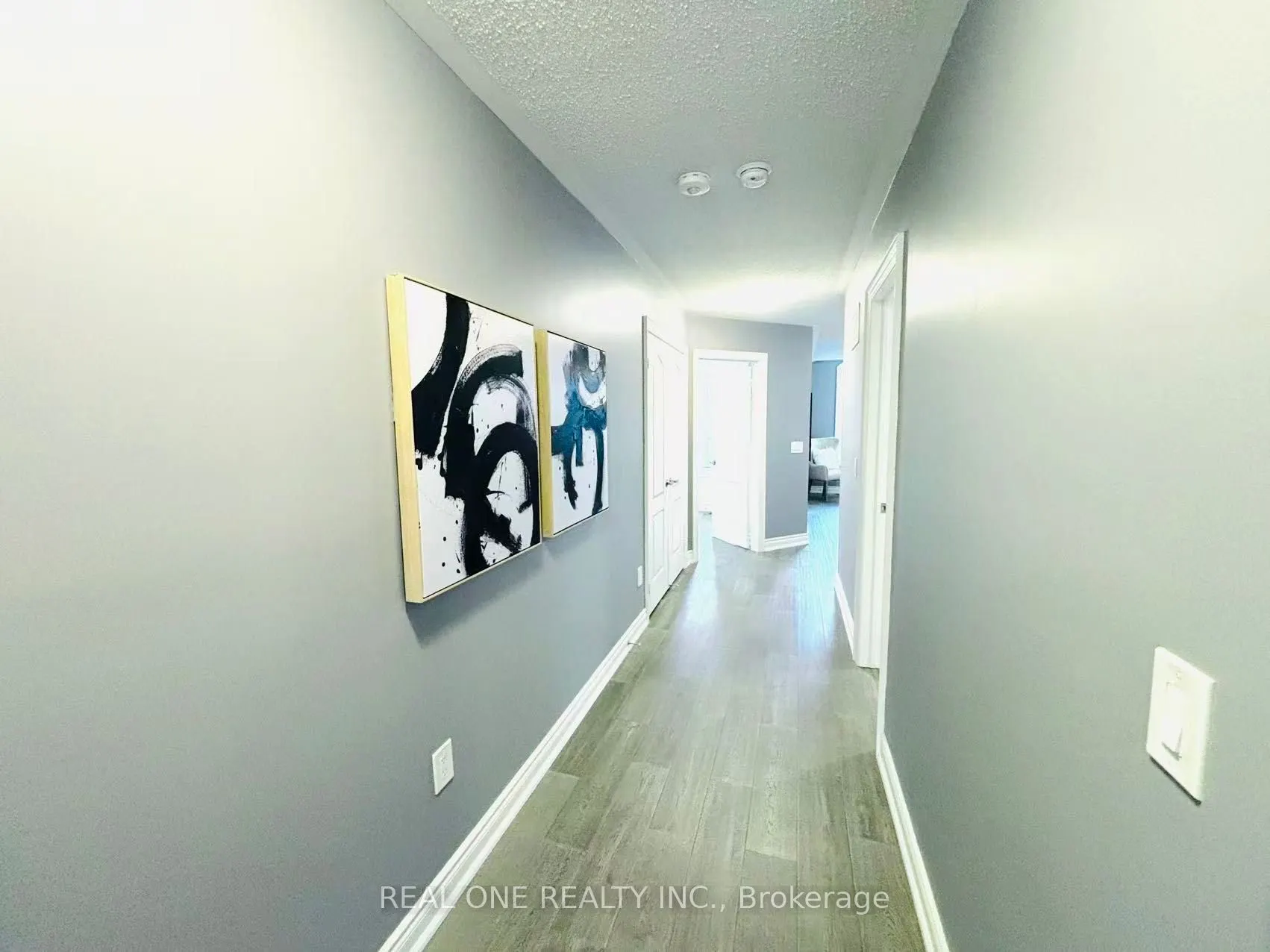 1543 Leger Way