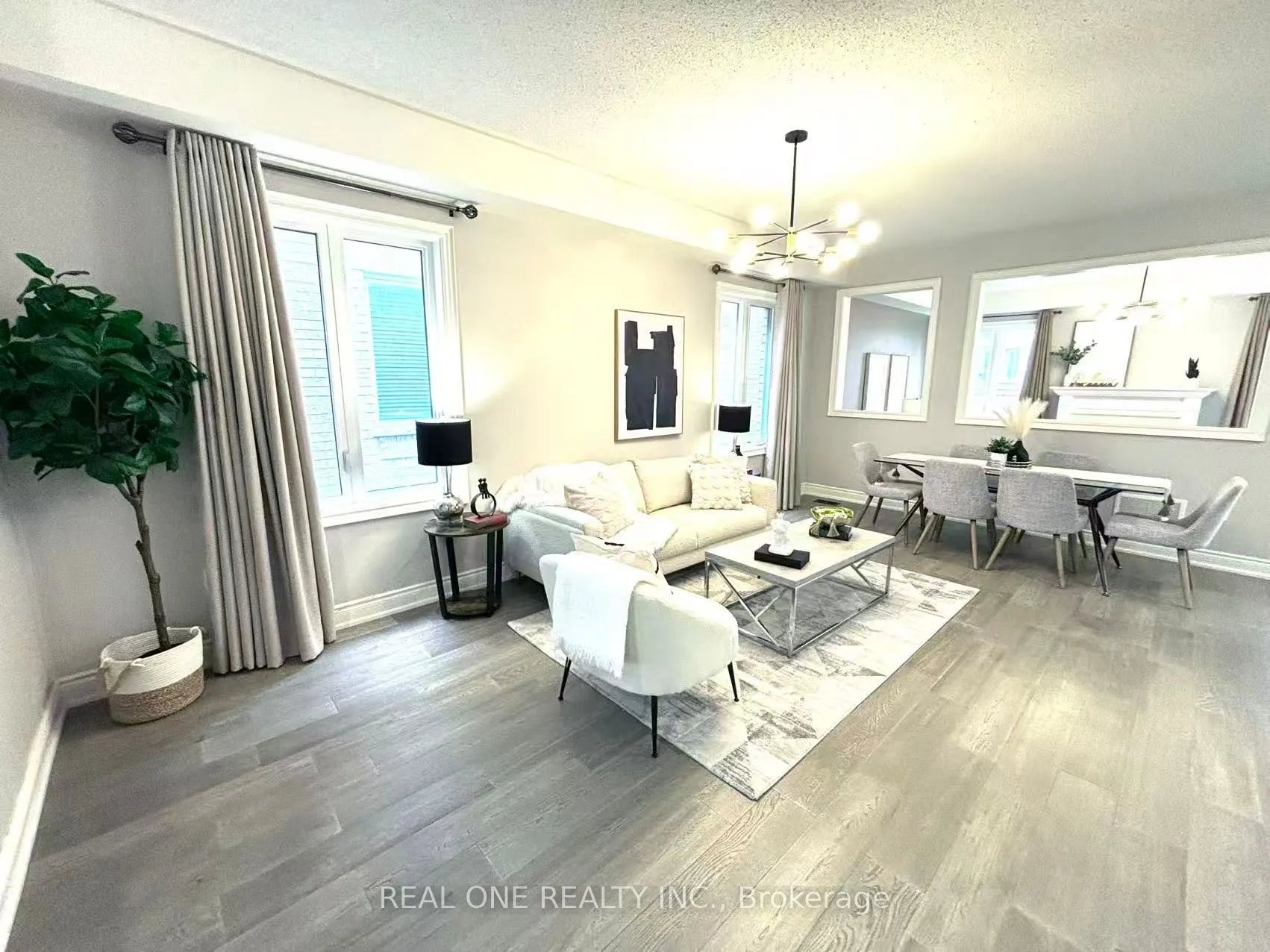 1543 Leger Way