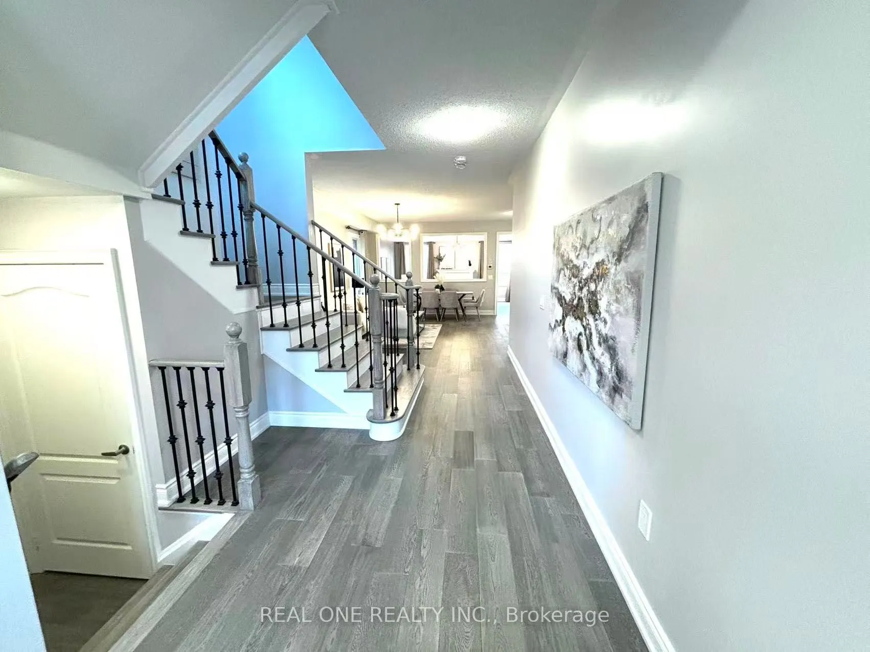 1543 Leger Way
