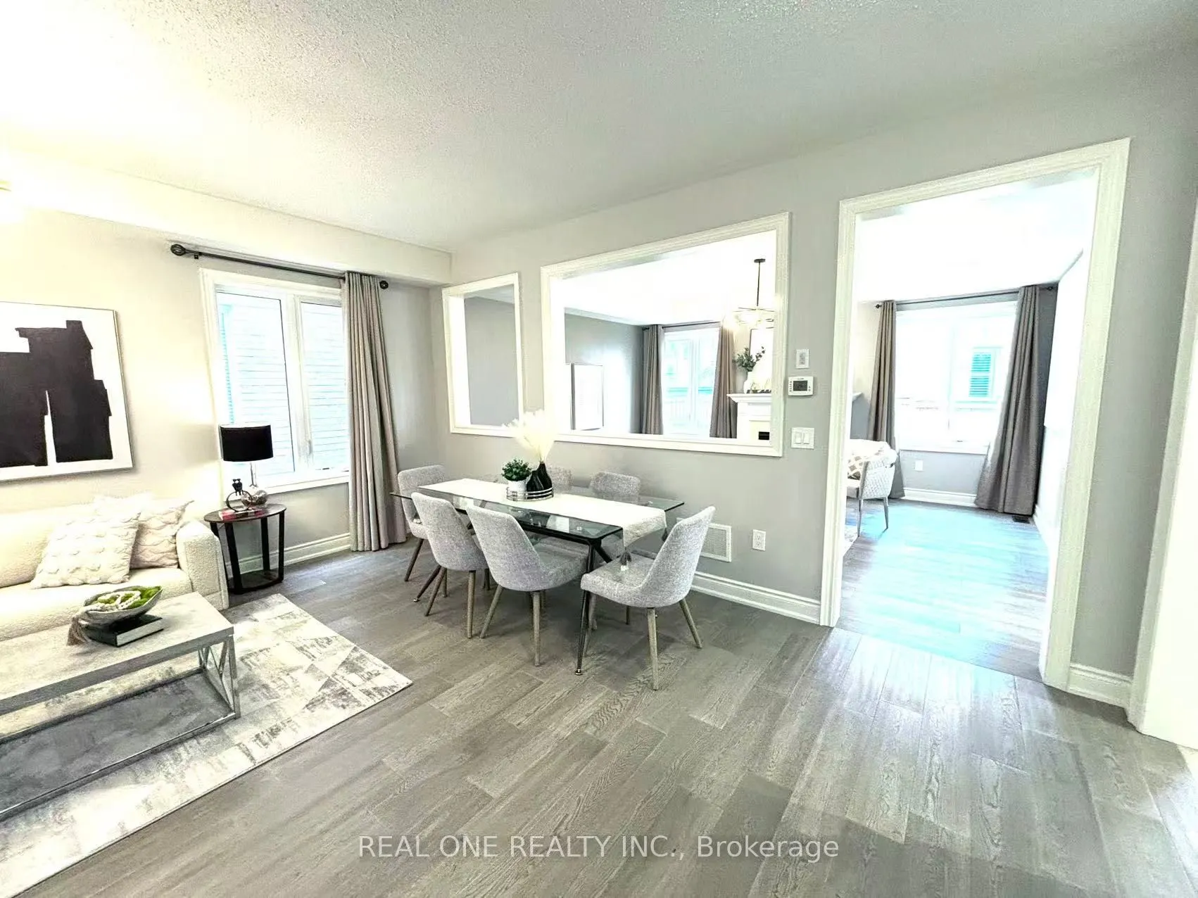 1543 Leger Way