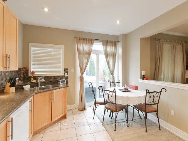 49 Pergola Way