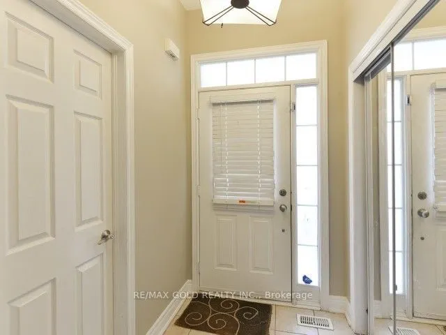 49 Pergola Way