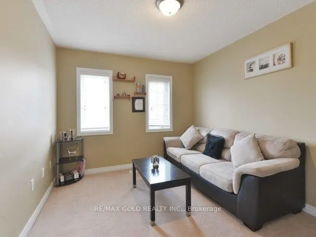 49 Pergola Way