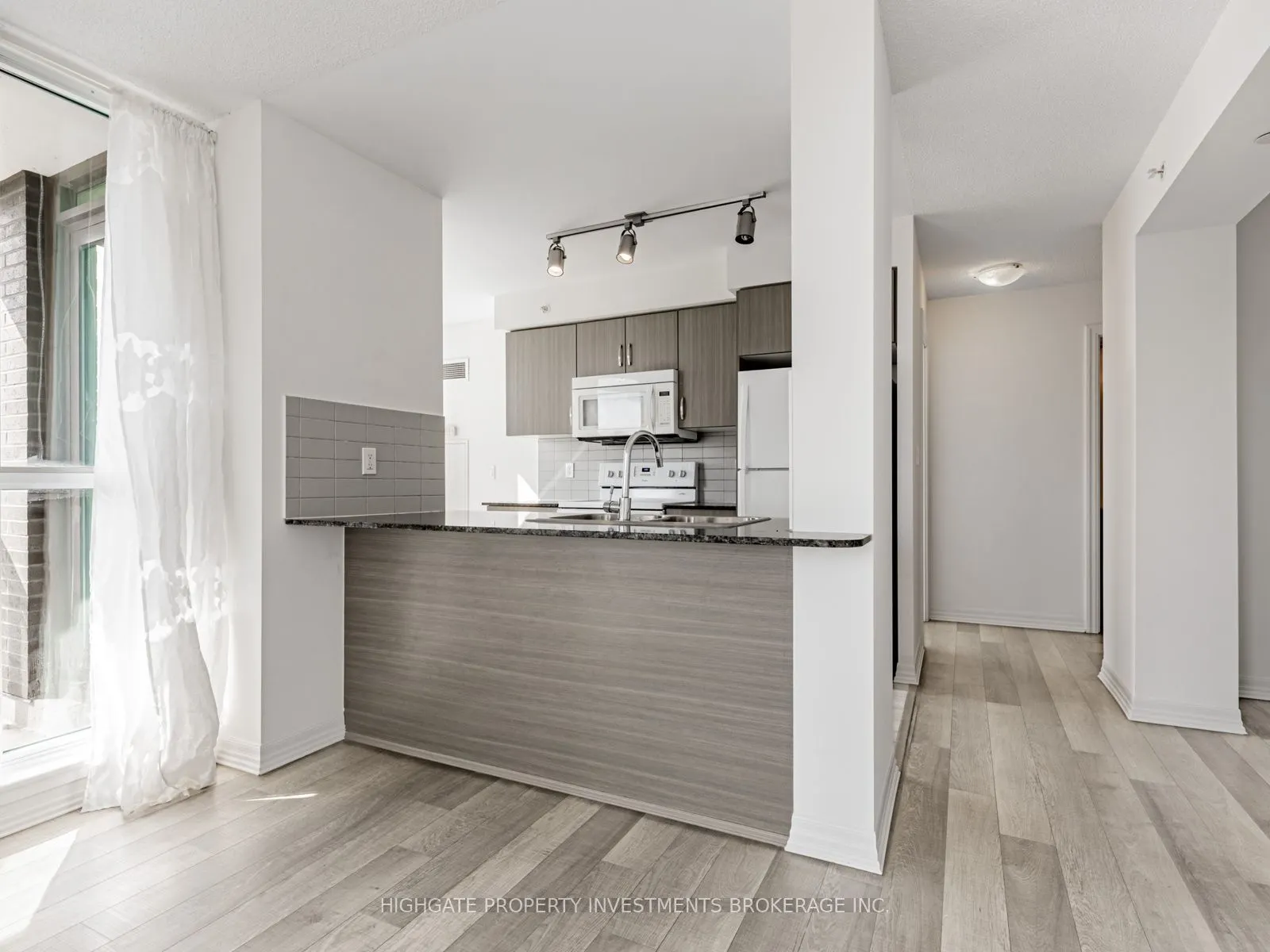 80 Esther Lorrie Drive, #512
