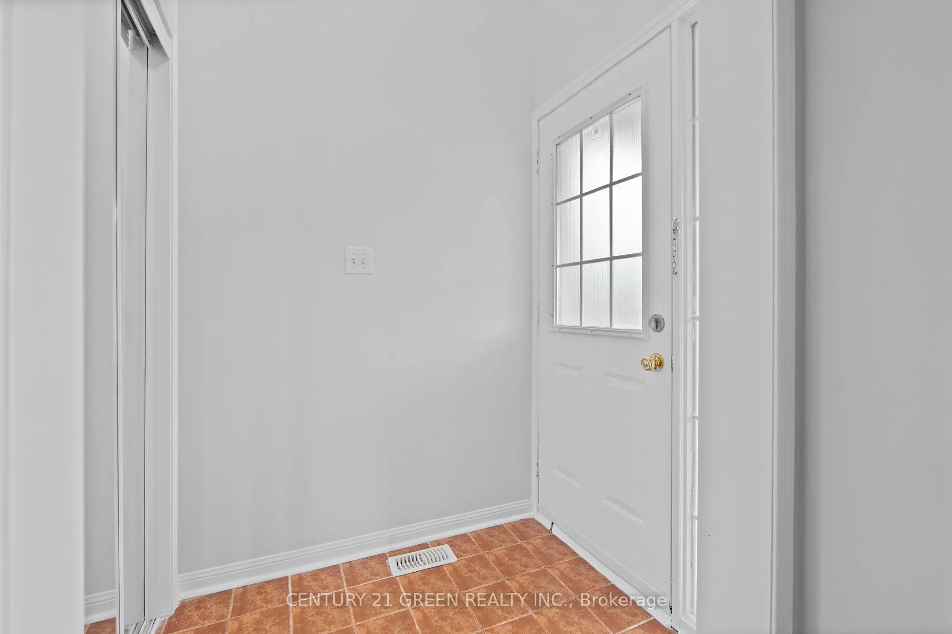 9 Mortimer Drive