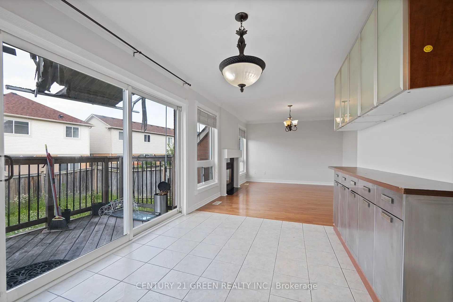 9 Mortimer Drive