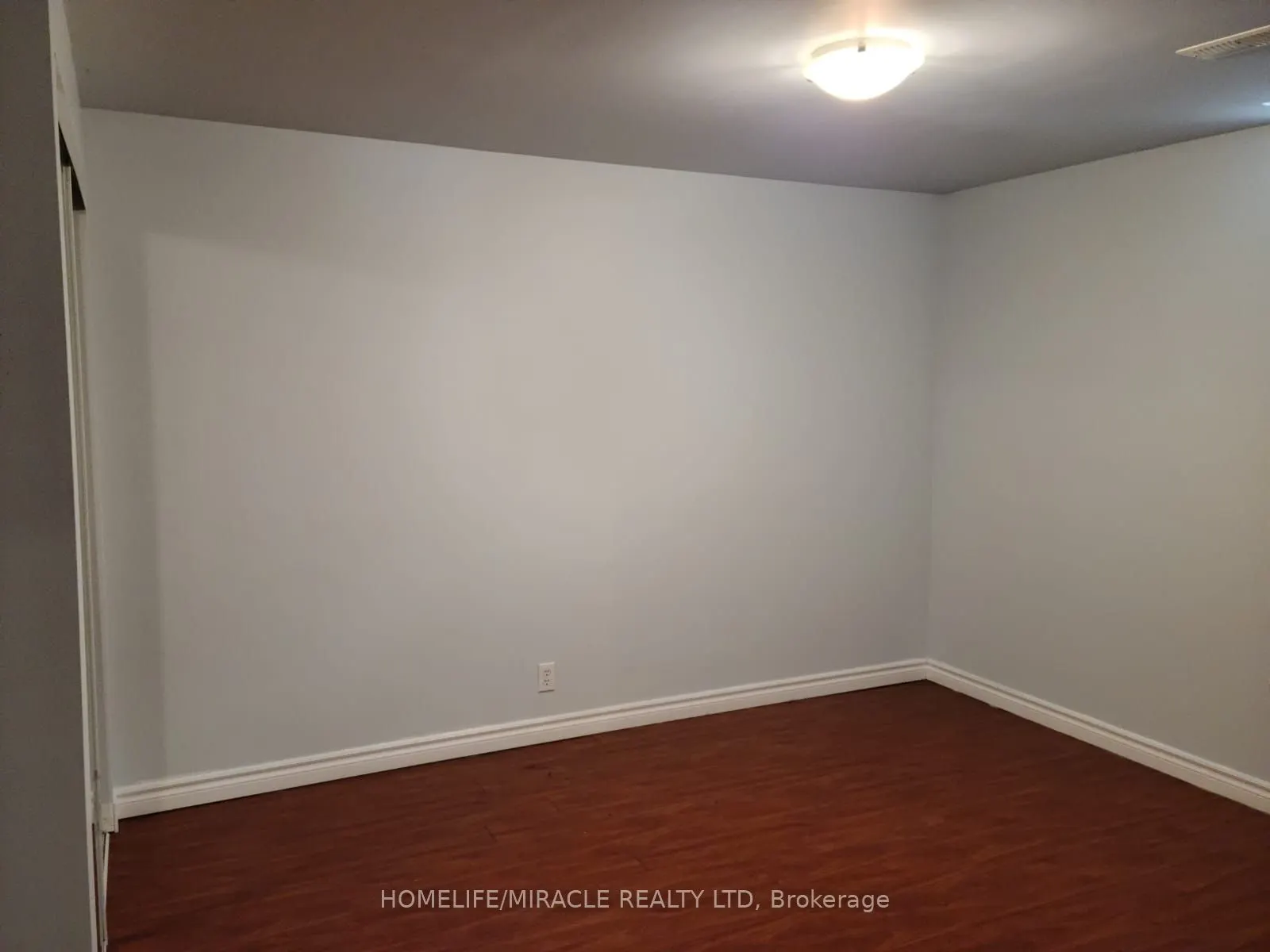 11 Heathbrook Avenue