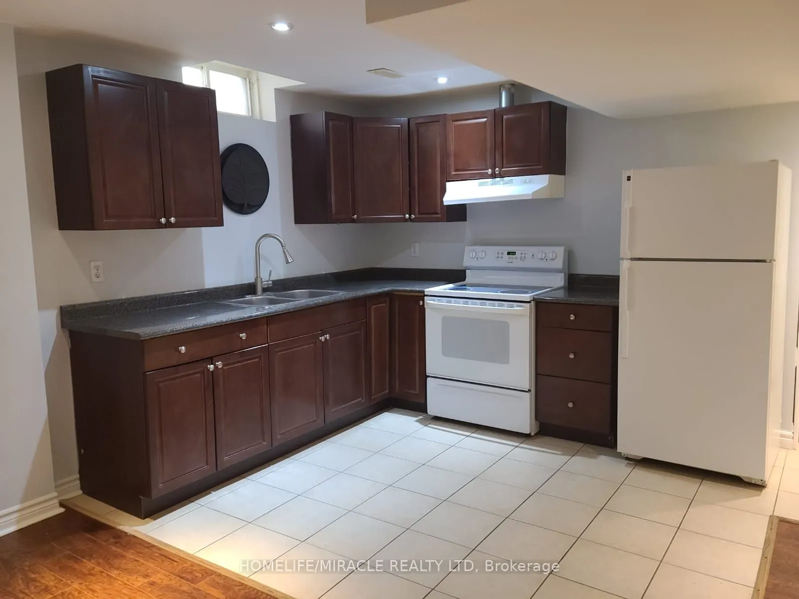 11 Heathbrook Avenue