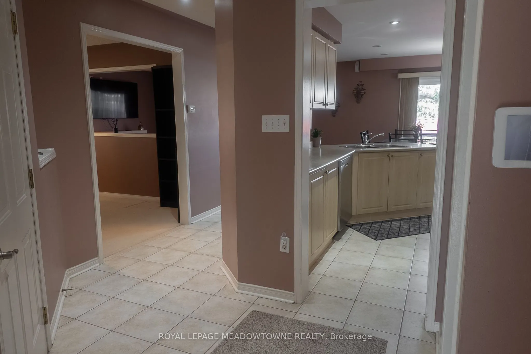 47 Earl Grey Crescent