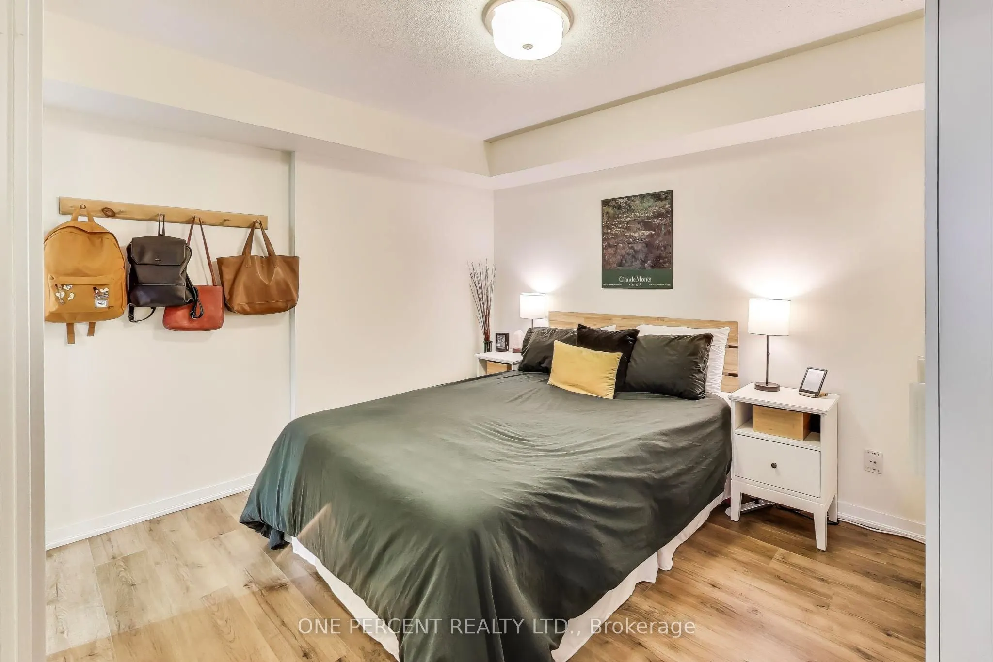 38 Joe Shuster Way, #723