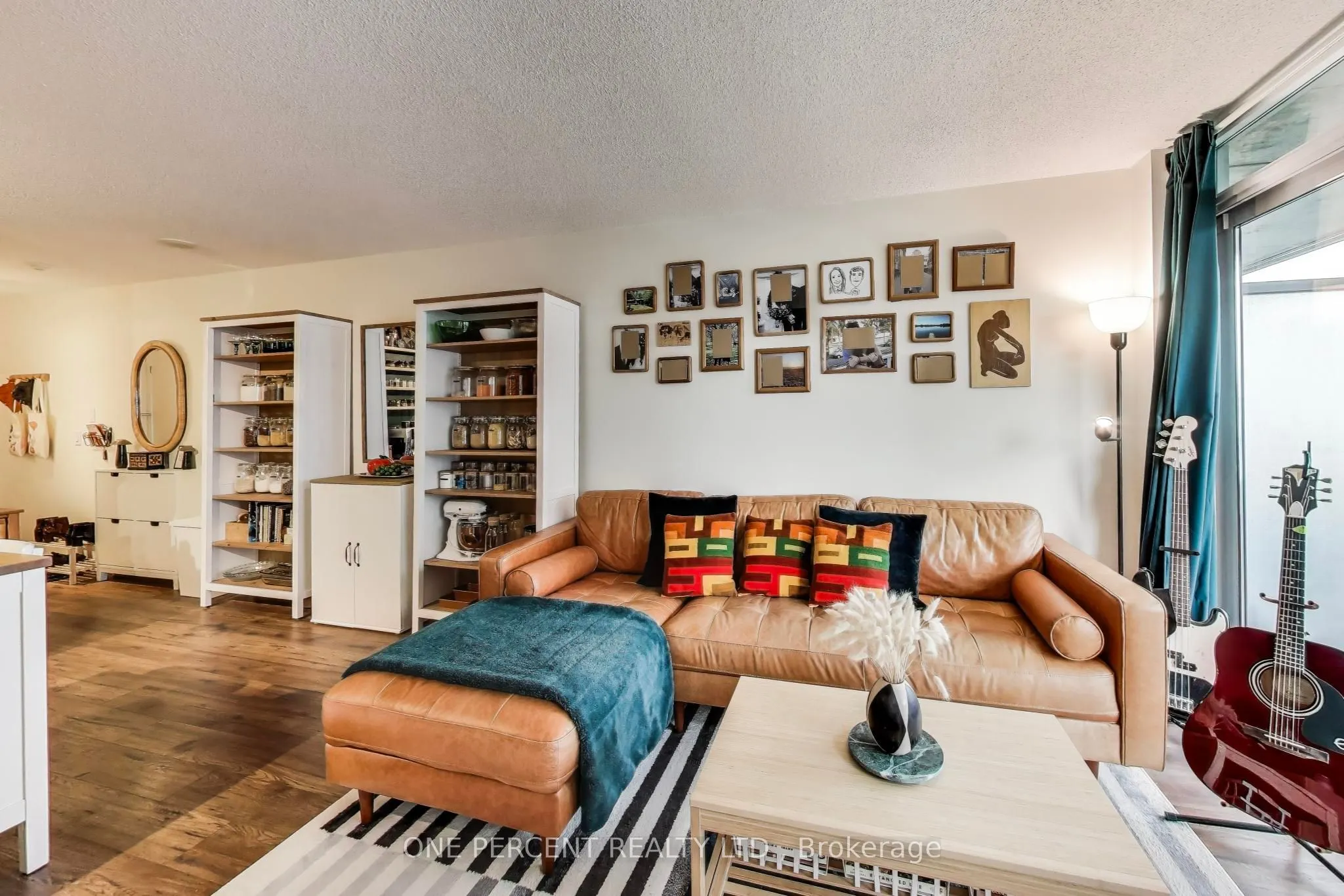 38 Joe Shuster Way, #723