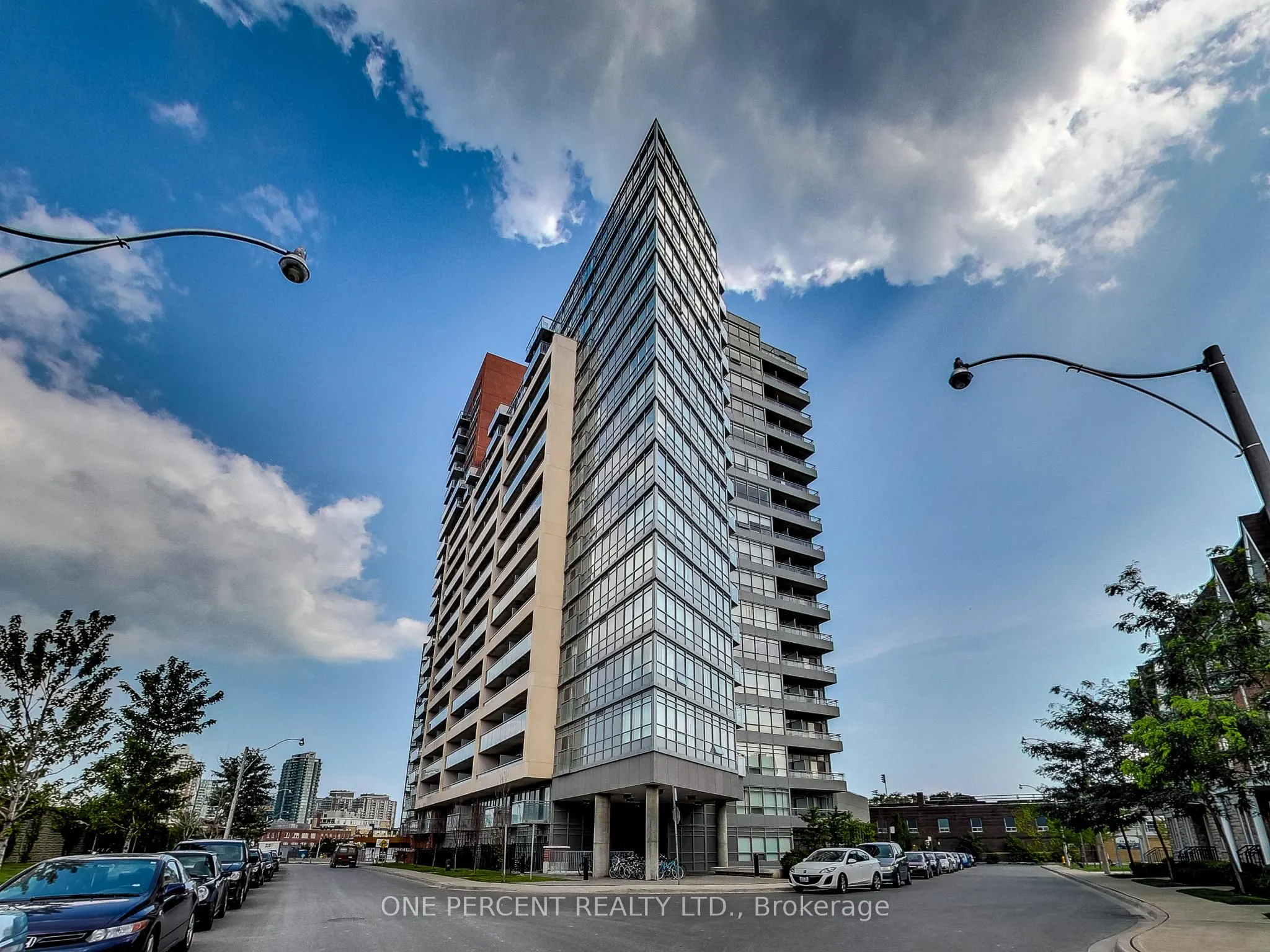 38 Joe Shuster Way, #723