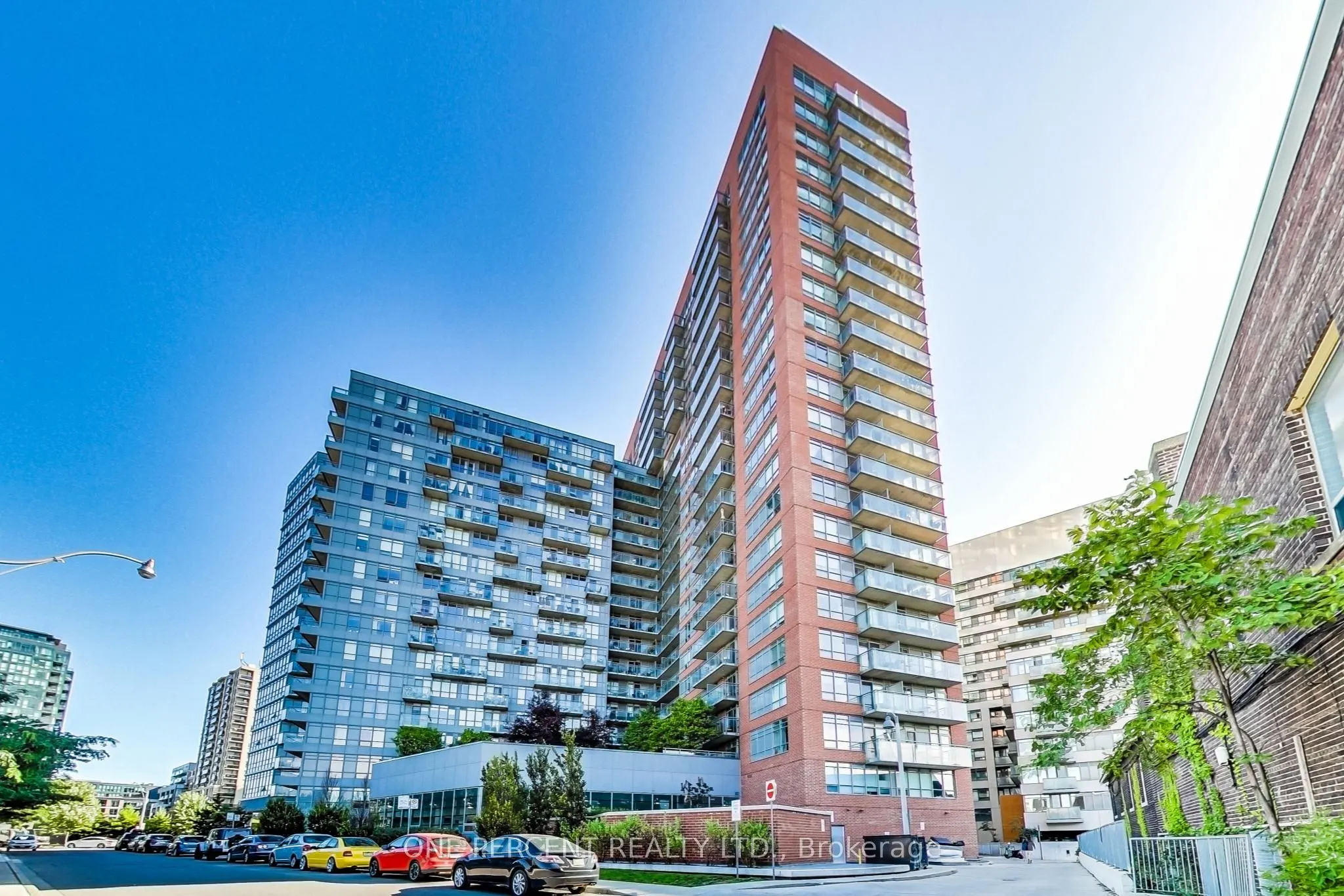 38 Joe Shuster Way, #723