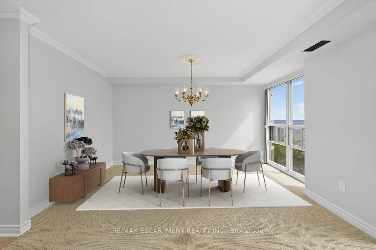 2210 Lakeshore Road, #203