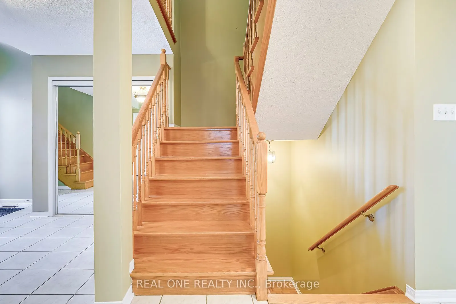 3857 Ridgepoint Way