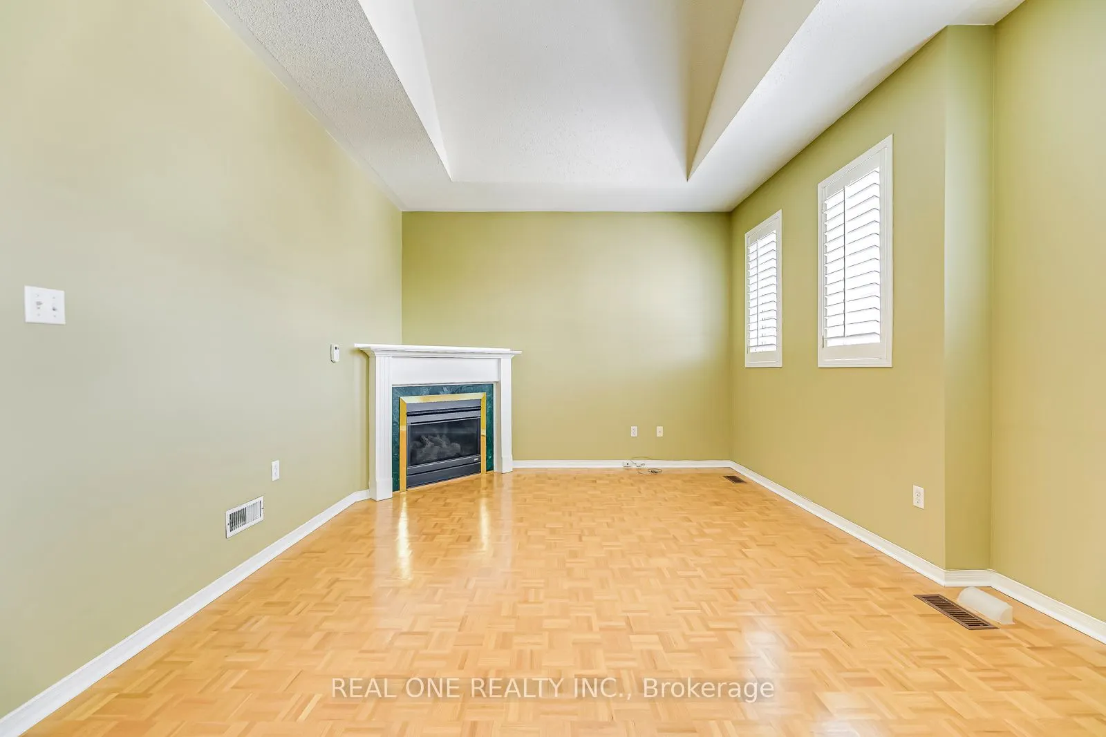 3857 Ridgepoint Way