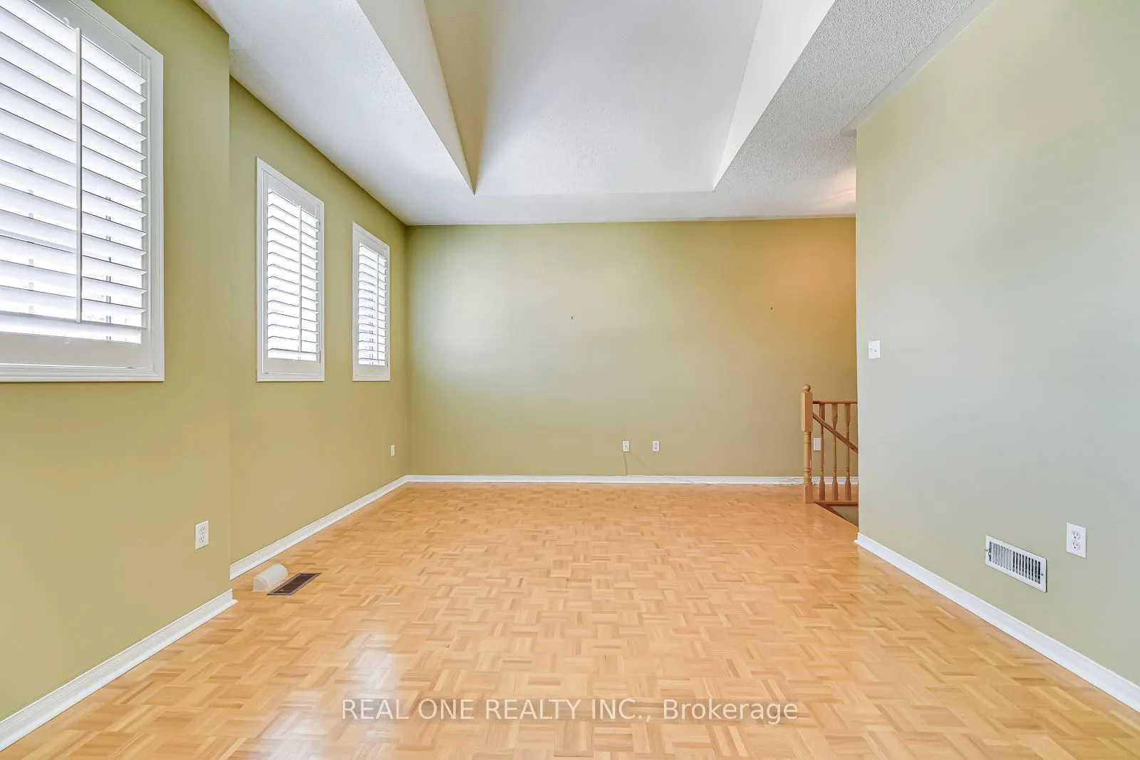 3857 Ridgepoint Way