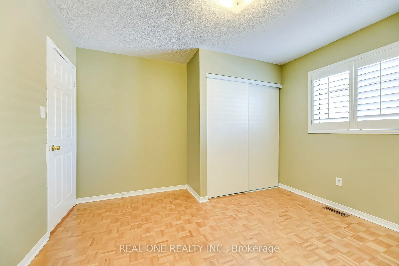 3857 Ridgepoint Way