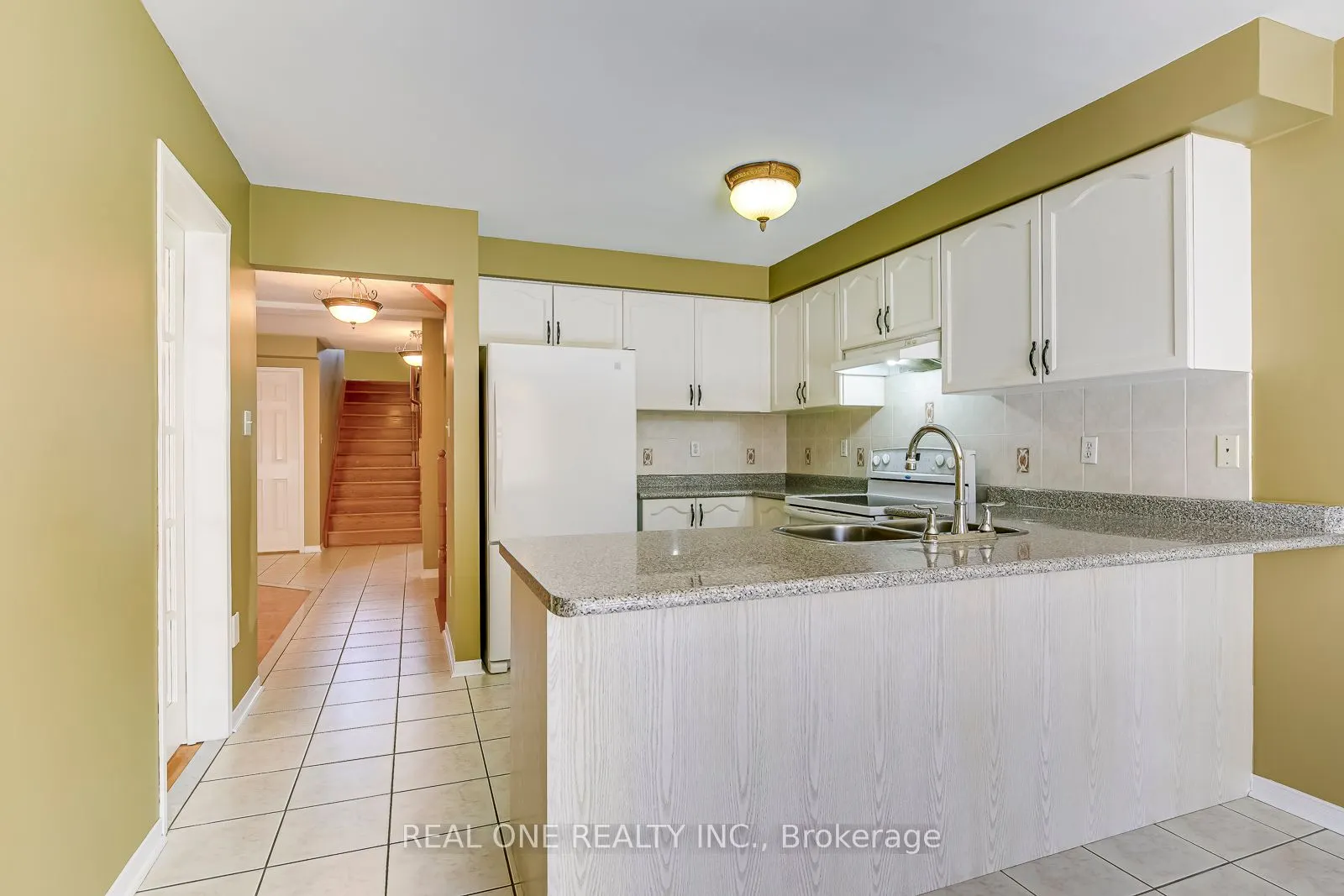 3857 Ridgepoint Way