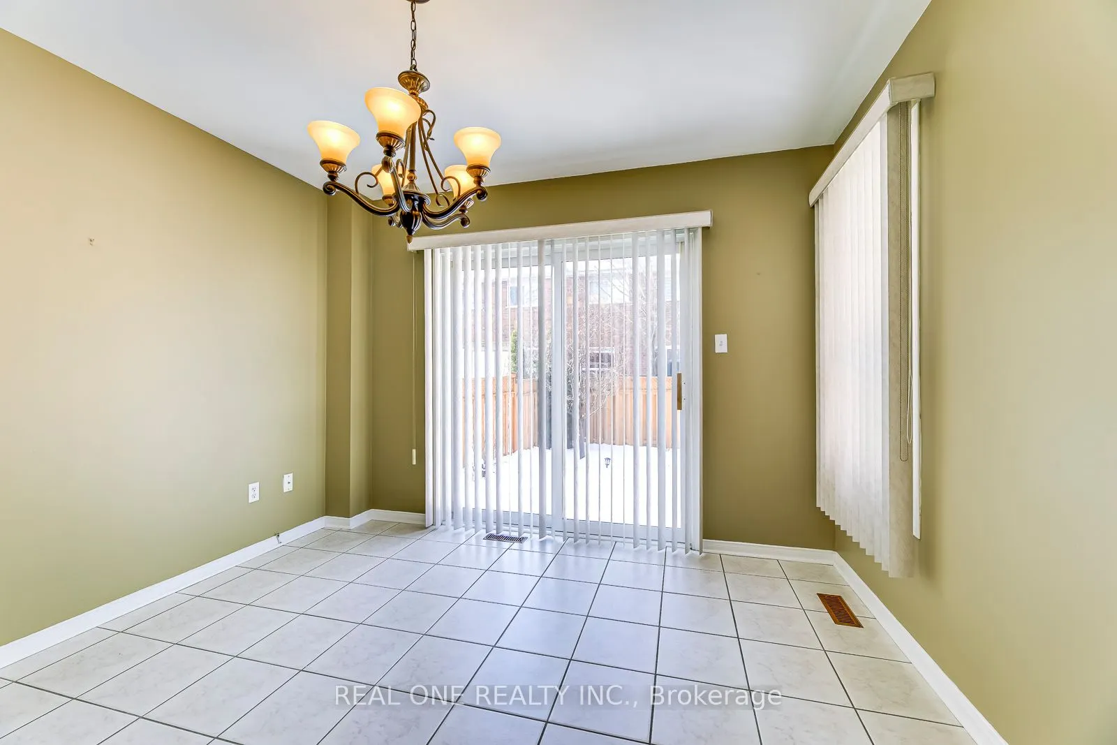 3857 Ridgepoint Way