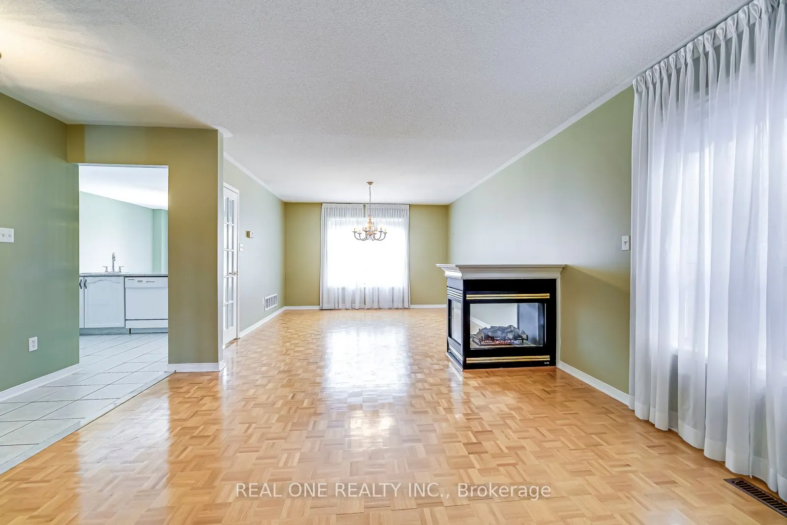 3857 Ridgepoint Way