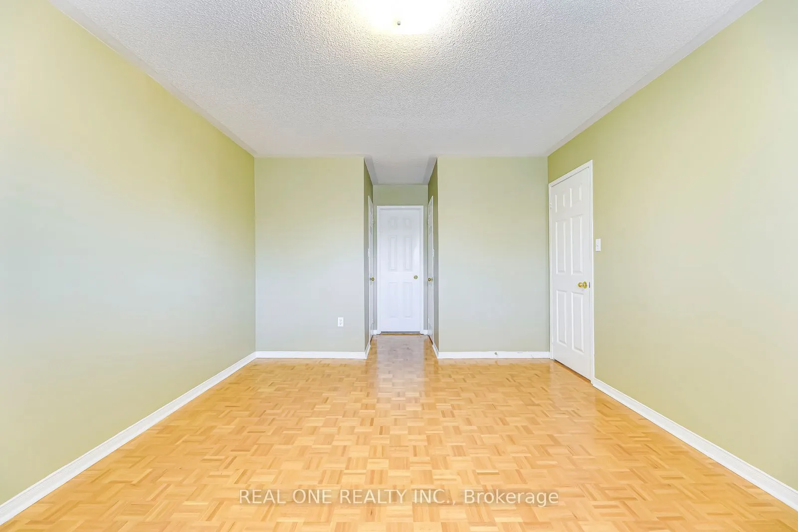3857 Ridgepoint Way