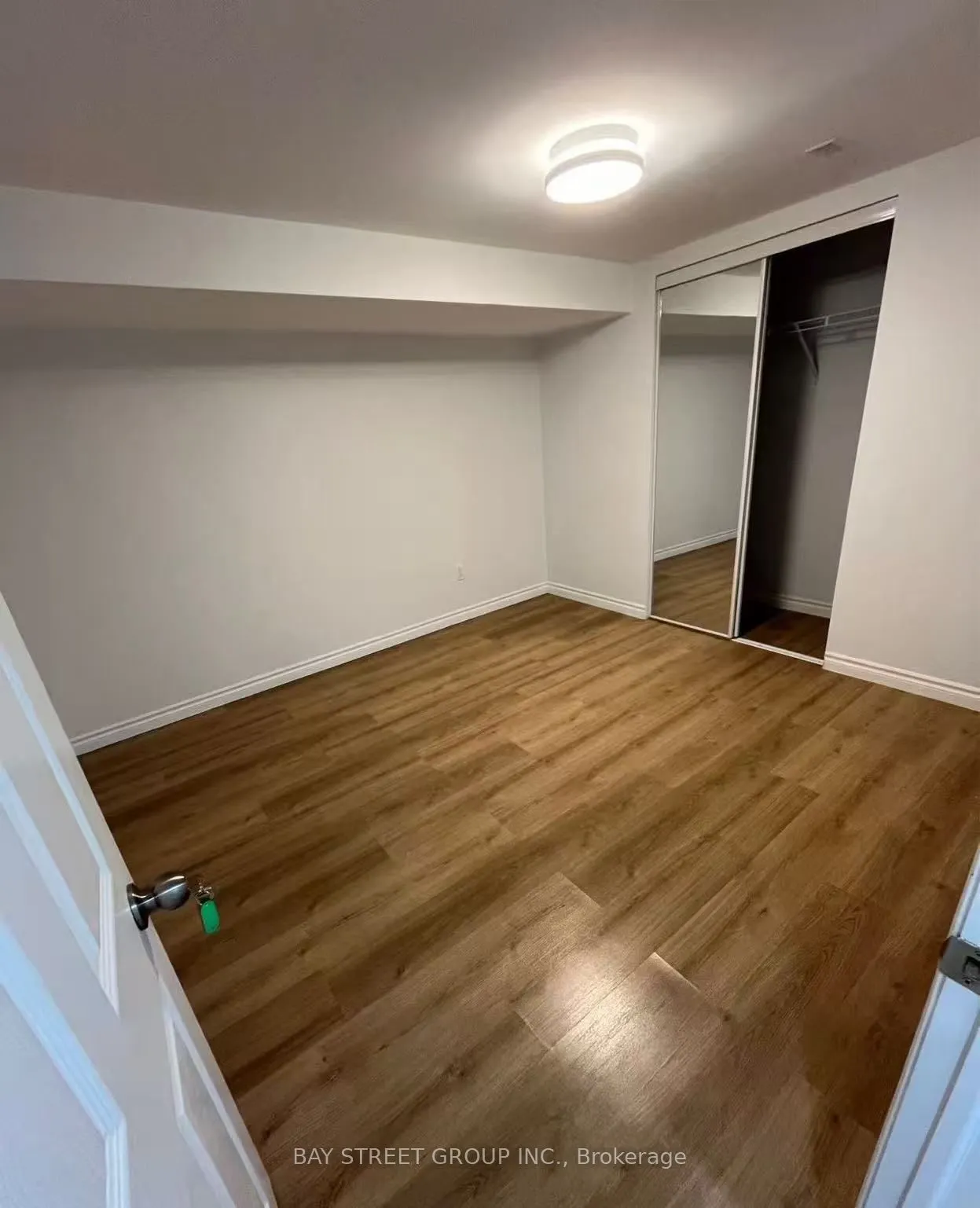 4222 Martlen Crescent