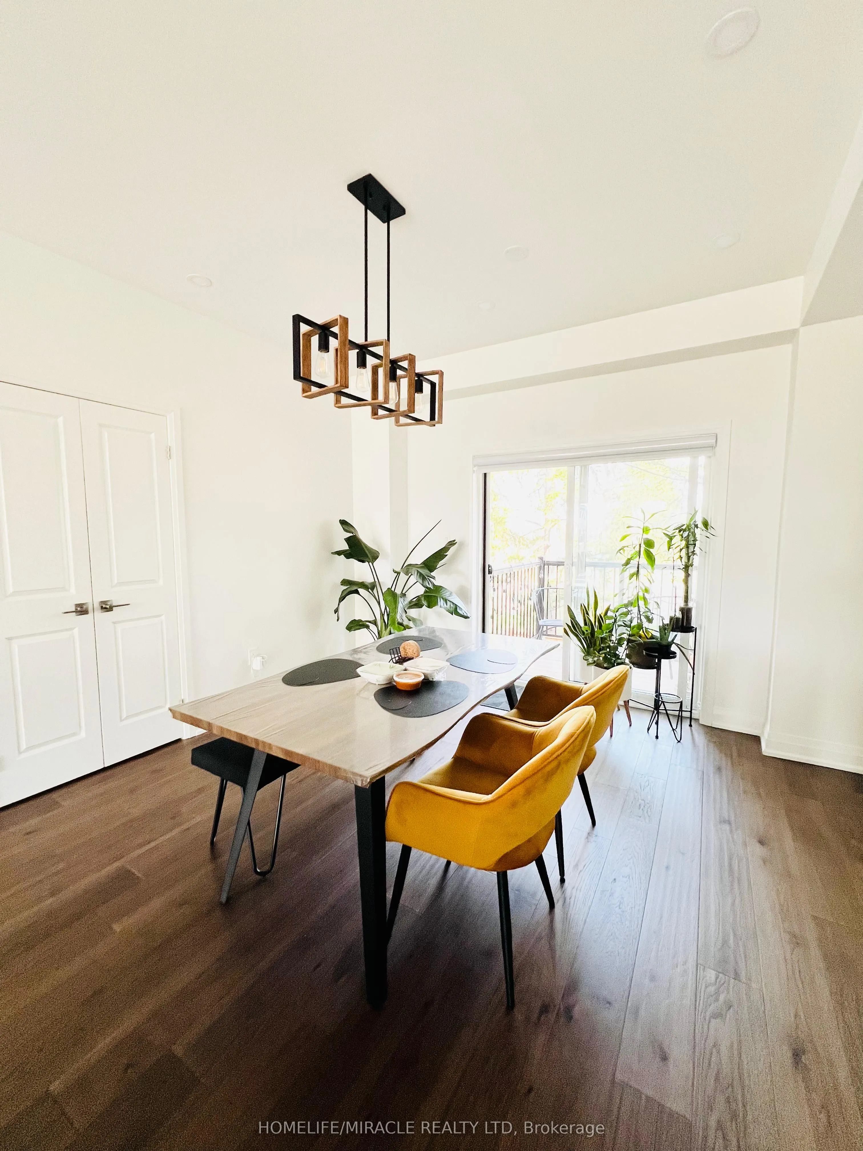 9 Briar Court